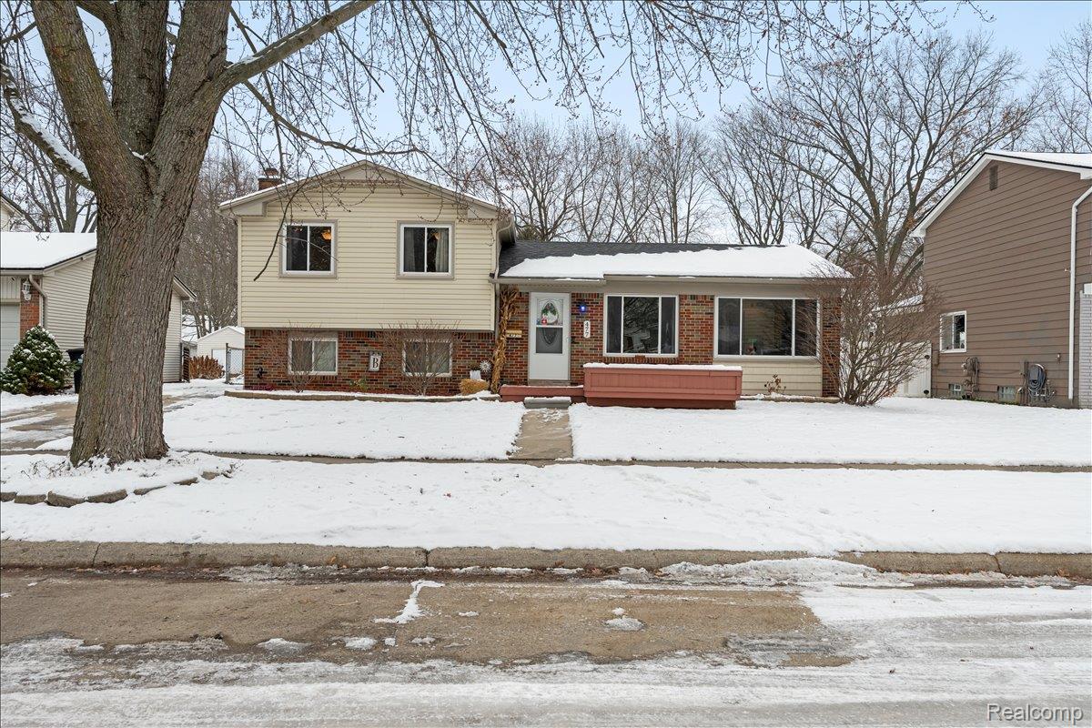 477 Barchester Street