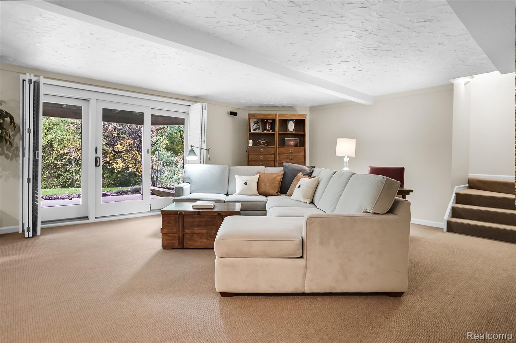 Rochester City, Michigan 48306, United States, 4 Bedrooms Bedrooms, ,3 BathroomsBathrooms,Residential,Coming Soon,224360