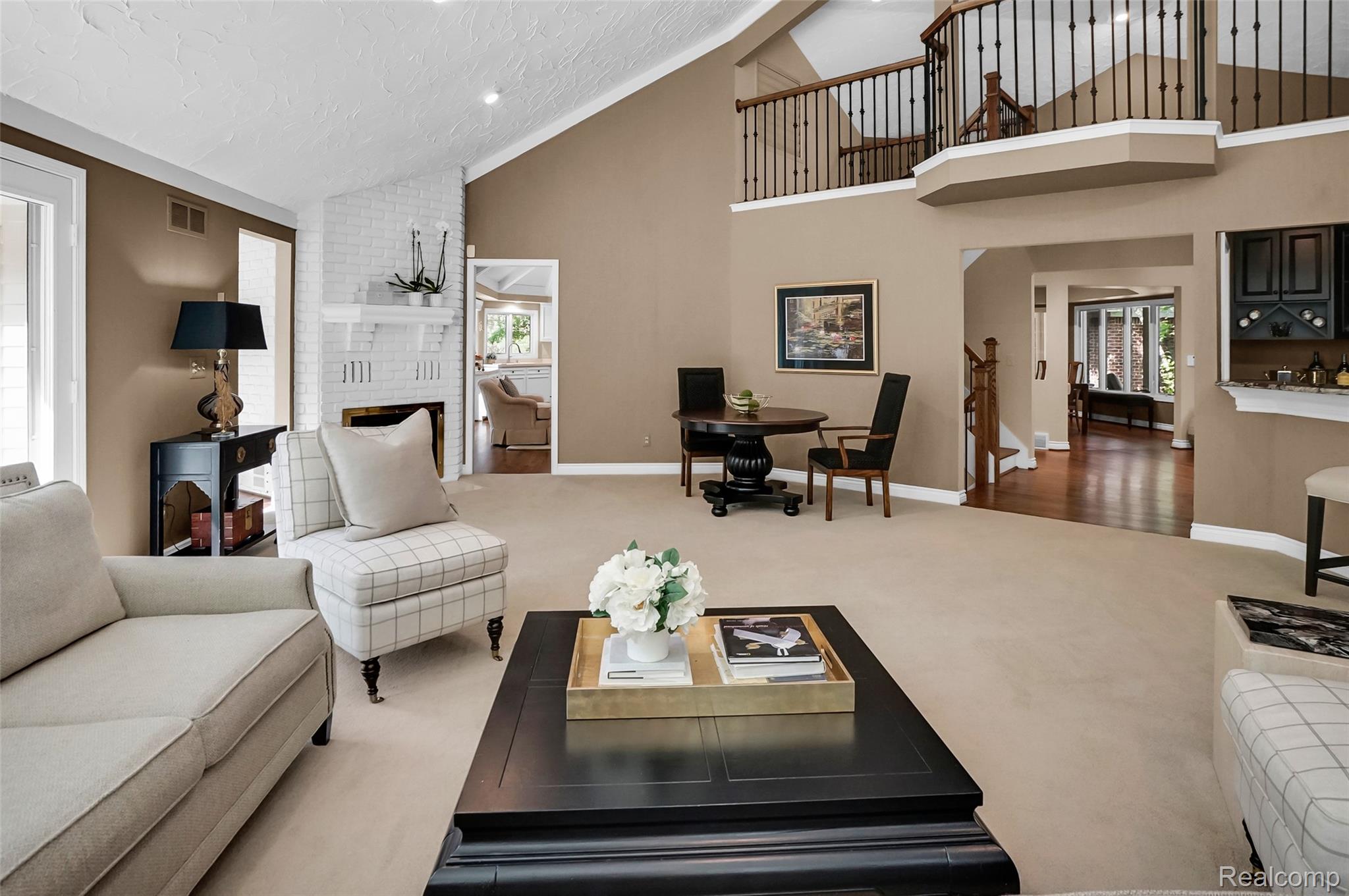 Rochester City, Michigan 48306, United States, 4 Bedrooms Bedrooms, ,3 BathroomsBathrooms,Residential,Coming Soon,224360