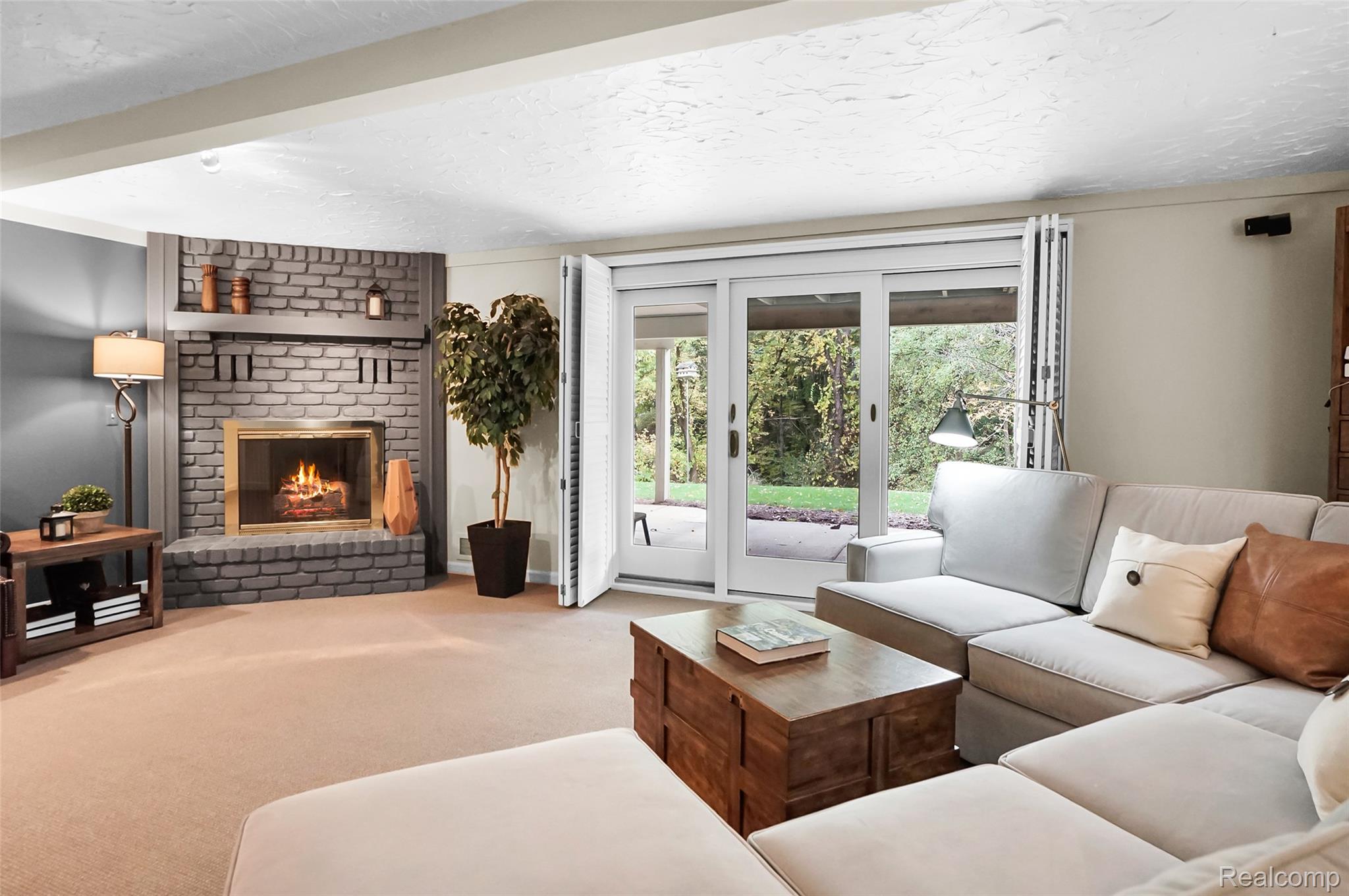 Rochester City, Michigan 48306, United States, 4 Bedrooms Bedrooms, ,3 BathroomsBathrooms,Residential,Coming Soon,224360