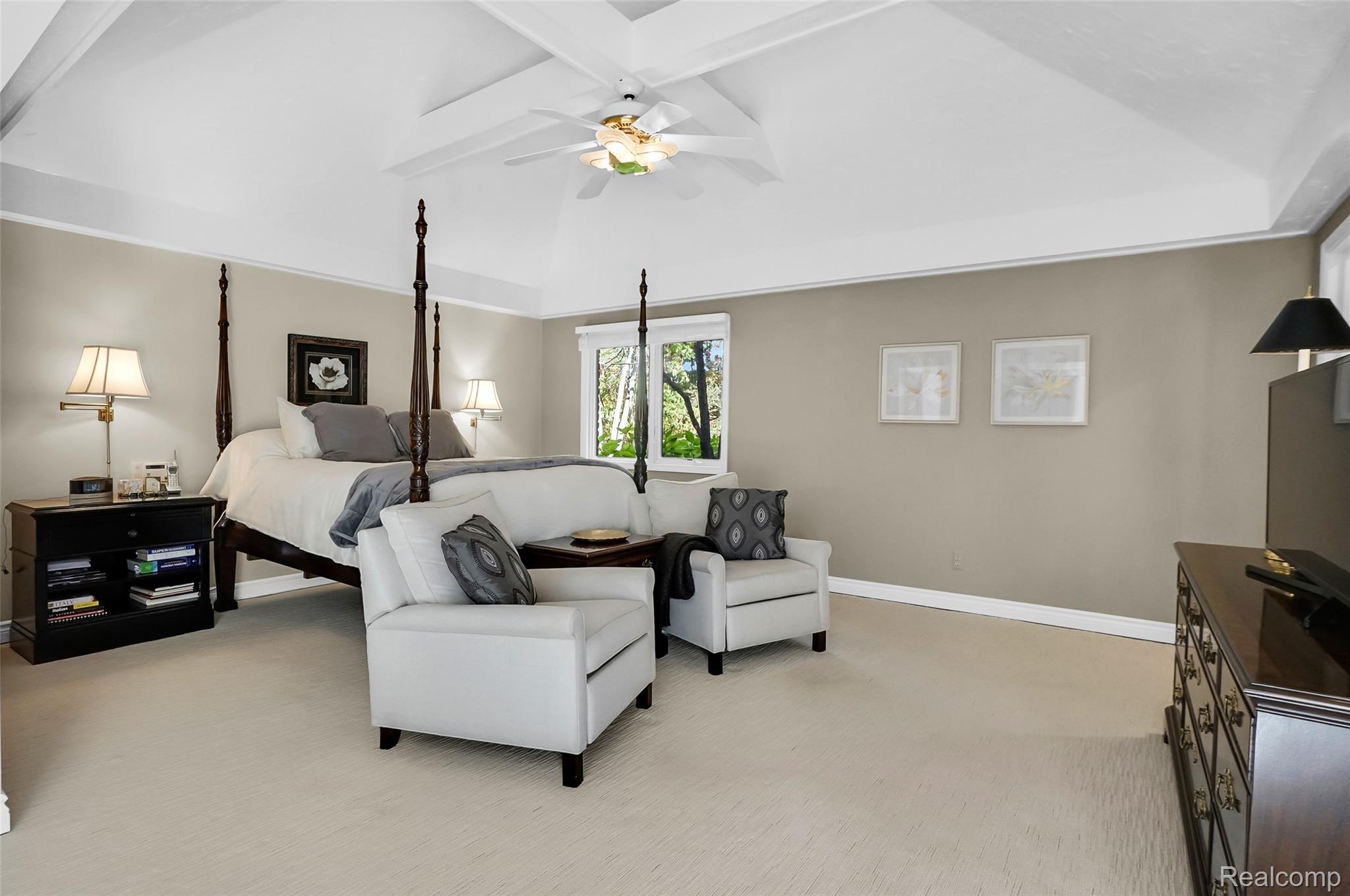 Rochester City, Michigan 48306, United States, 4 Bedrooms Bedrooms, ,3 BathroomsBathrooms,Residential,Coming Soon,224360