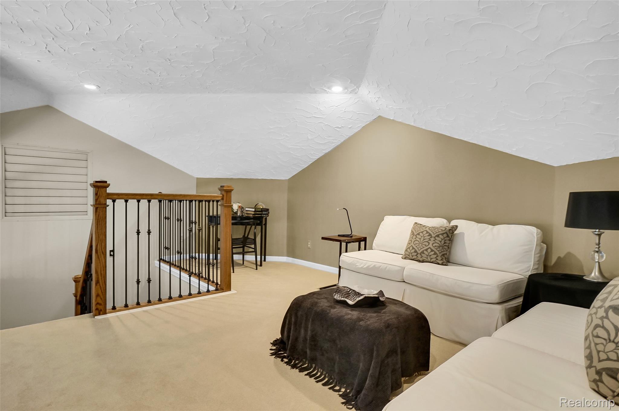 Rochester City, Michigan 48306, United States, 4 Bedrooms Bedrooms, ,3 BathroomsBathrooms,Residential,Coming Soon,224360