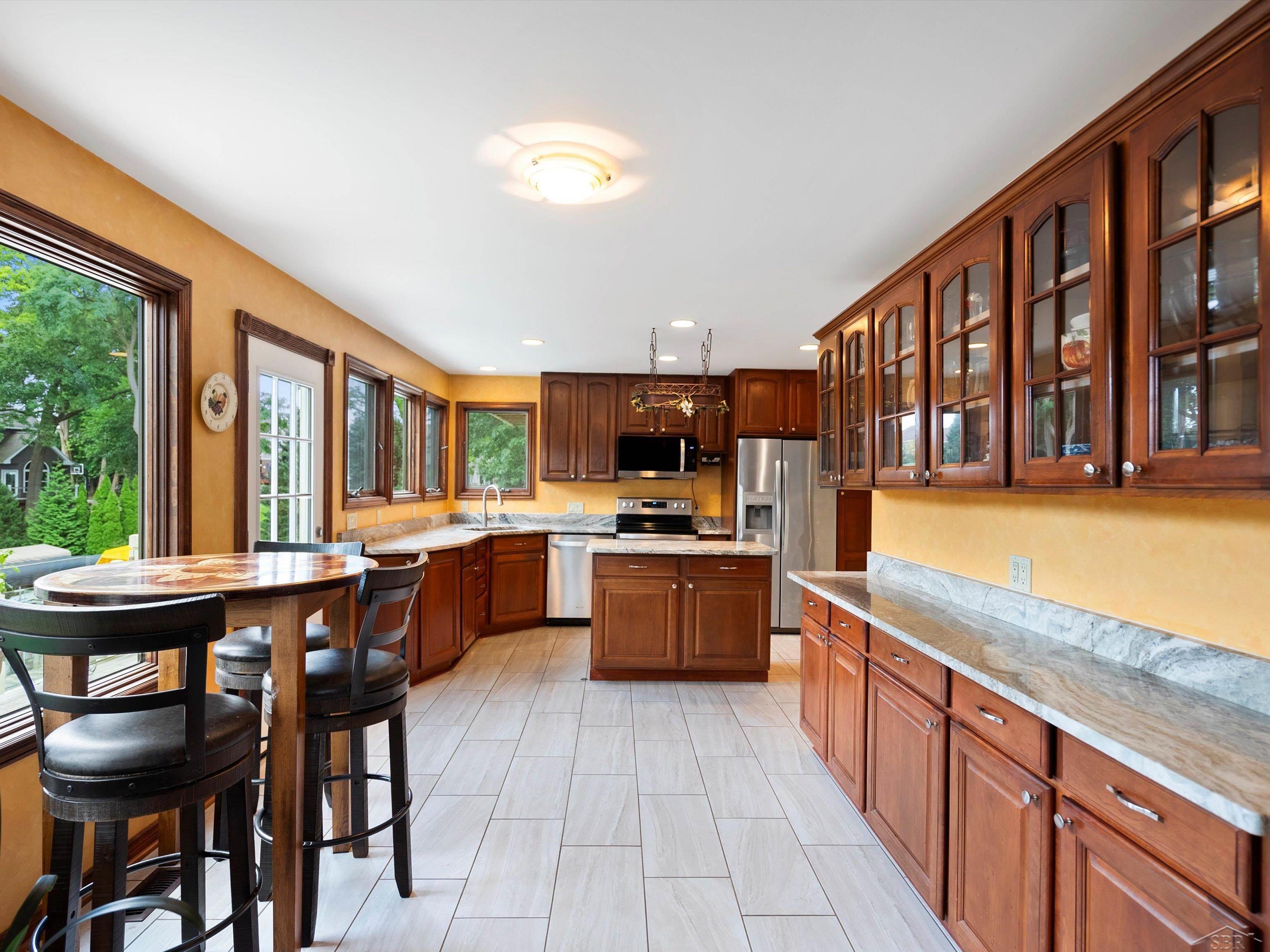 3172 Pine Tree Court