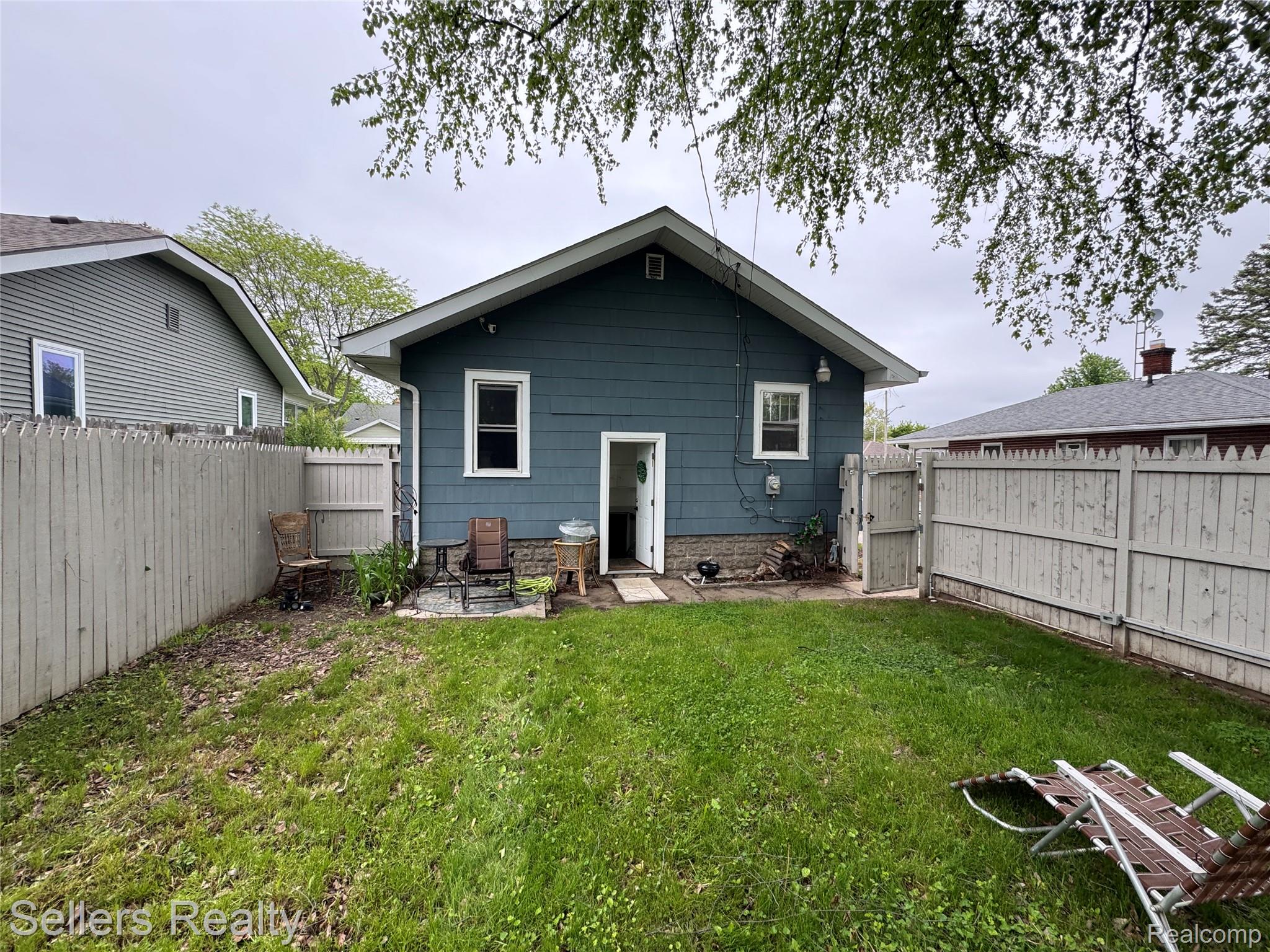 701 Saint Clair Avenue