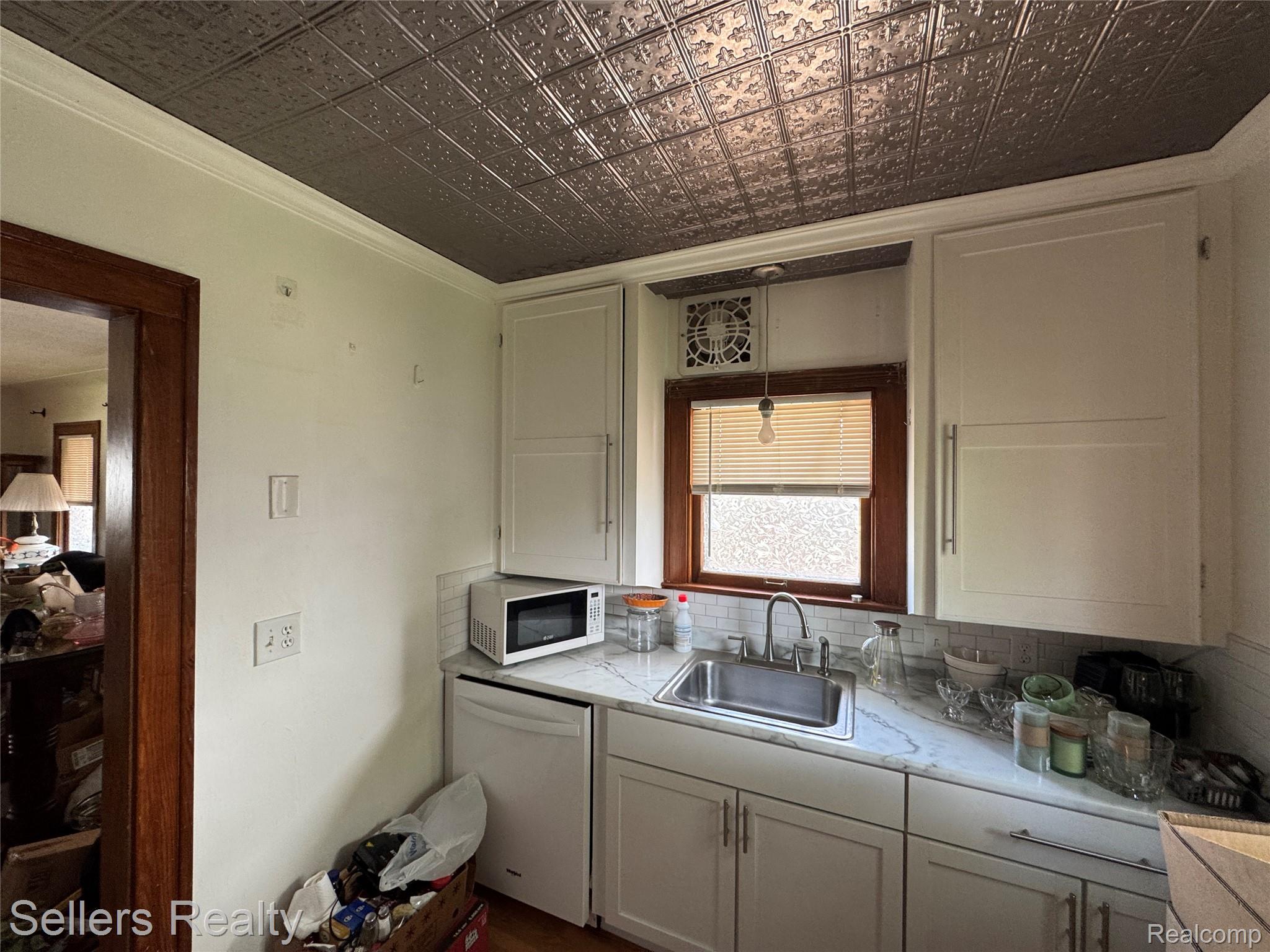 701 Saint Clair Avenue