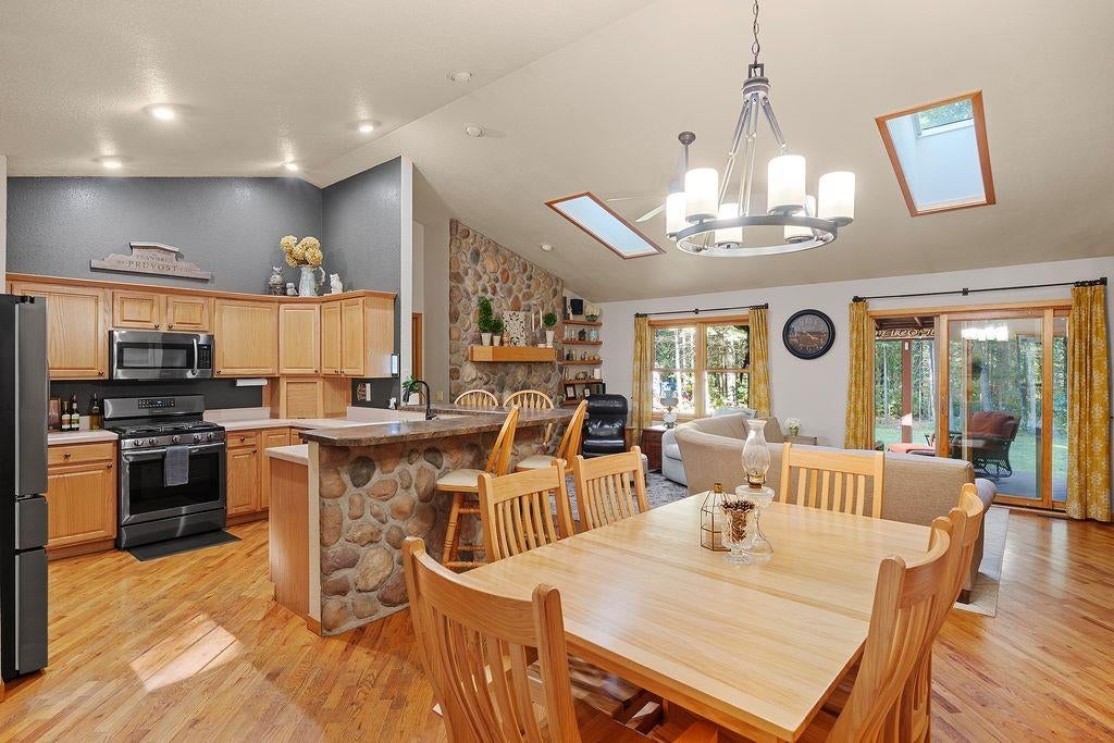 1627 White Oak Lane