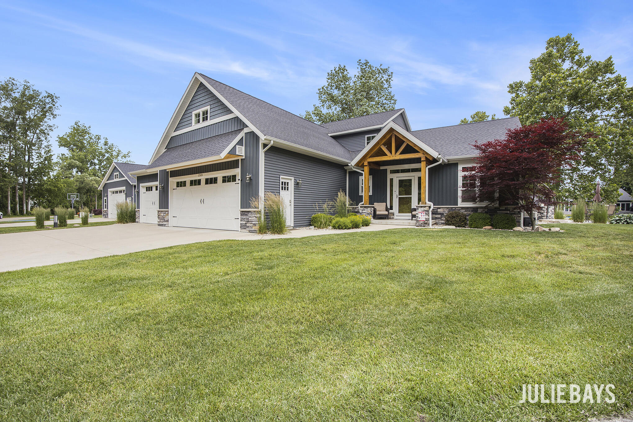 12828 Bayou Court