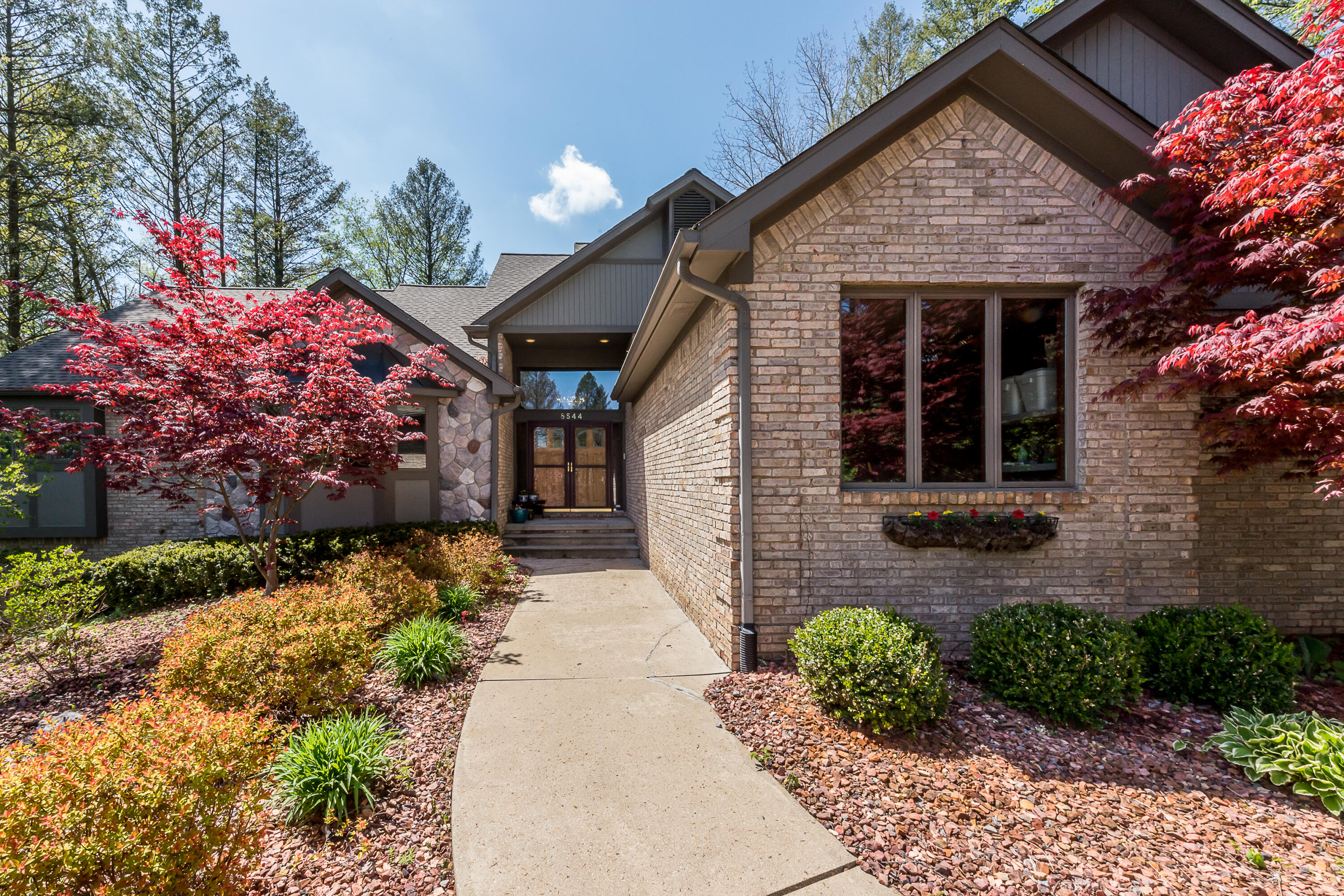 8544 Far Ravine Drive