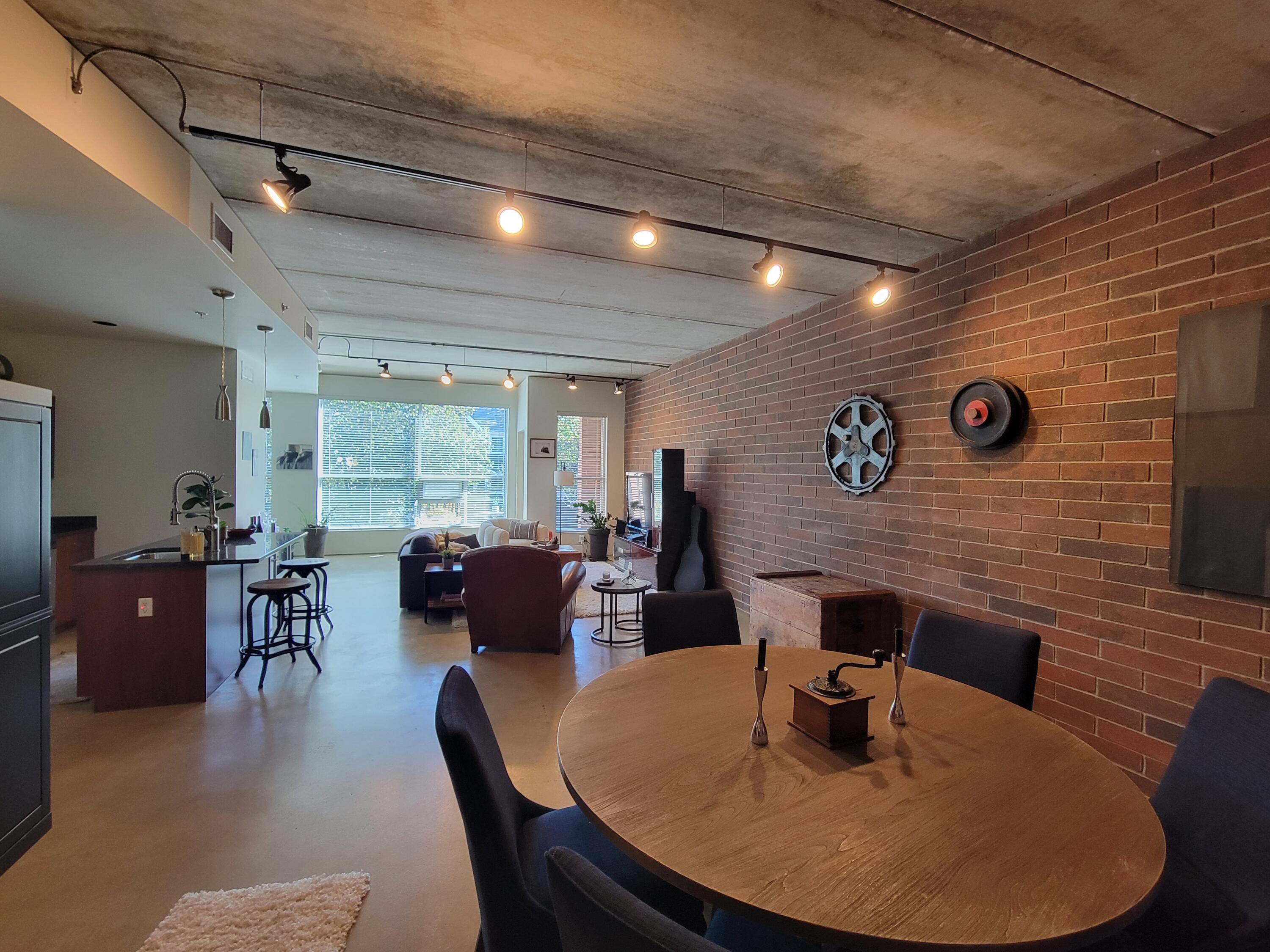 300 Hamilton Street 201