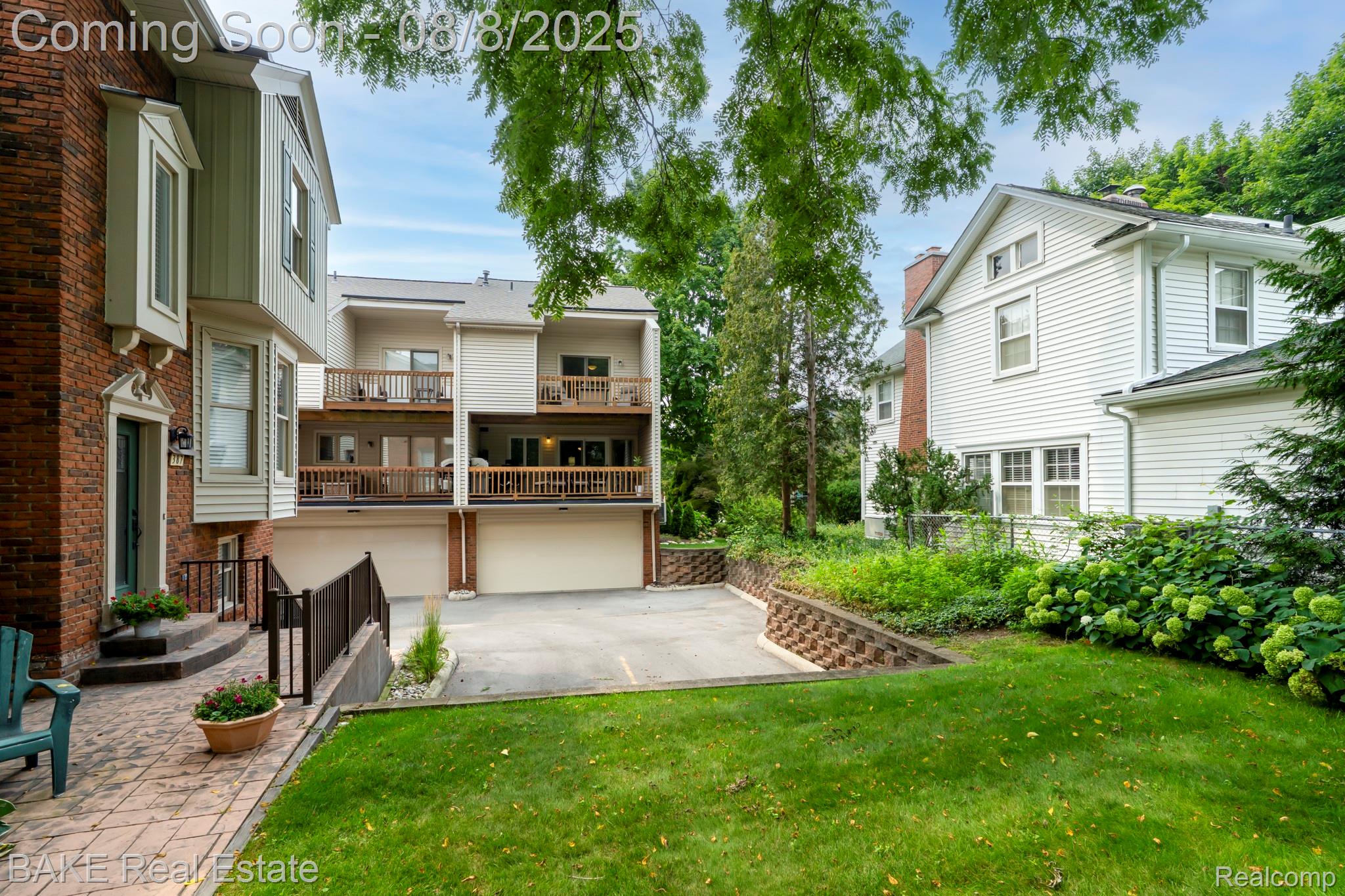 381 Hamilton Street