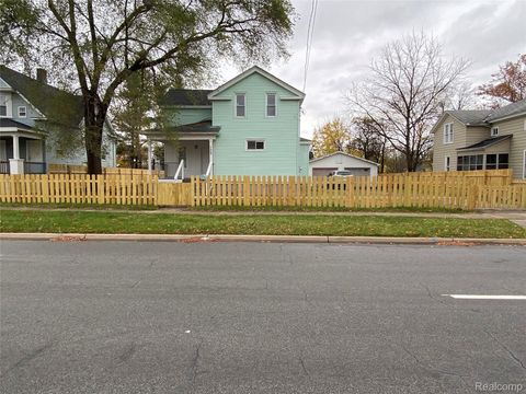 129 N MASON Street Saginaw City MI 48602