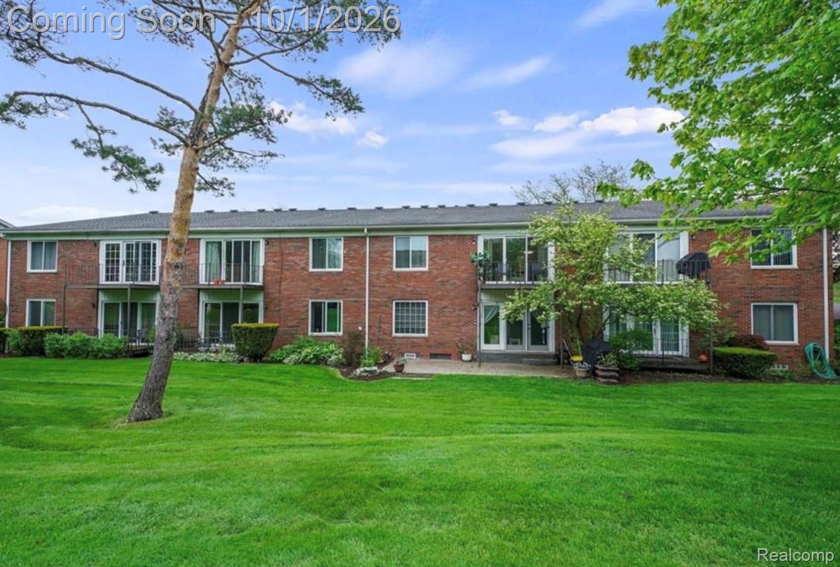 2472 Mulberry Square 22
