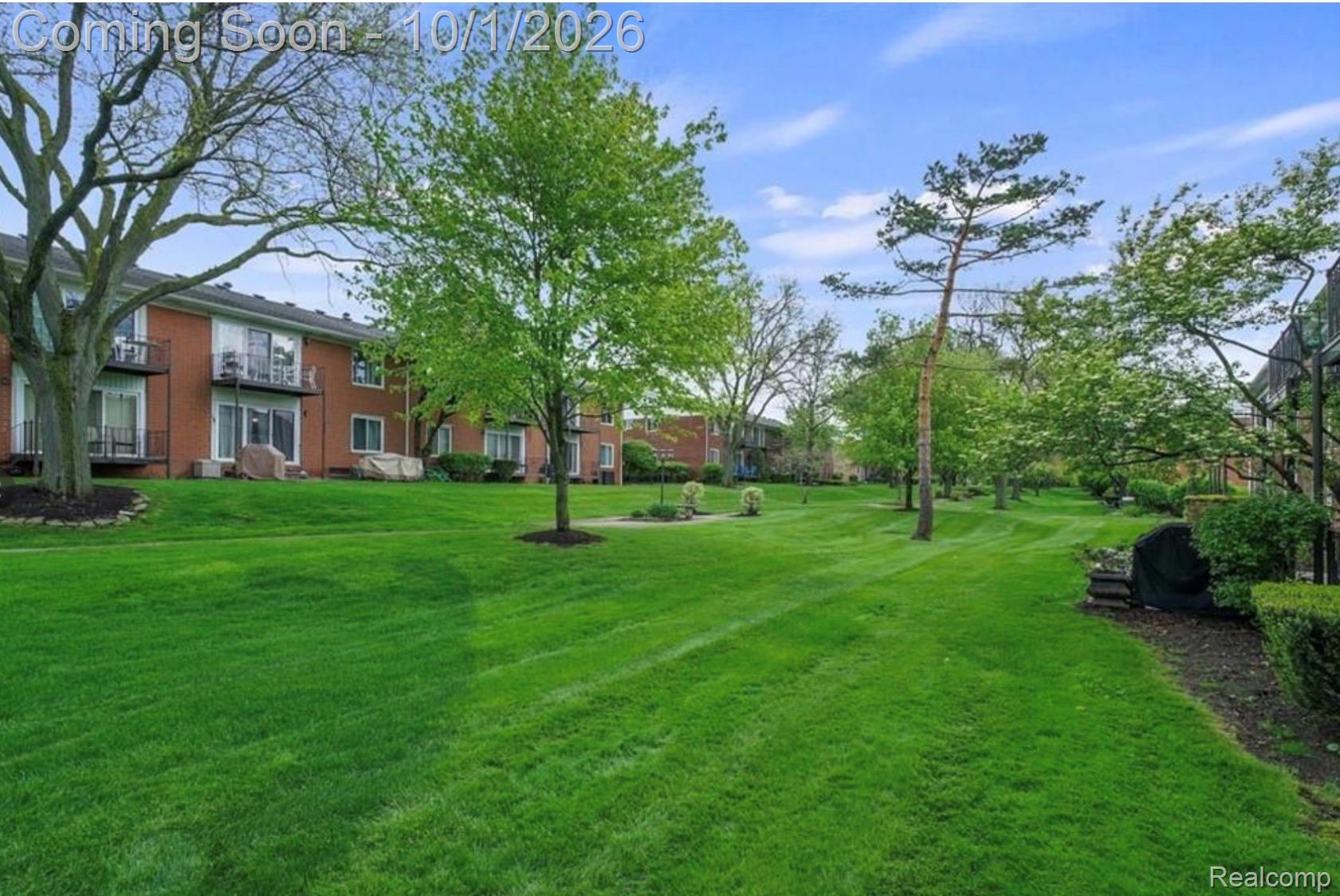 2472 Mulberry Square 22