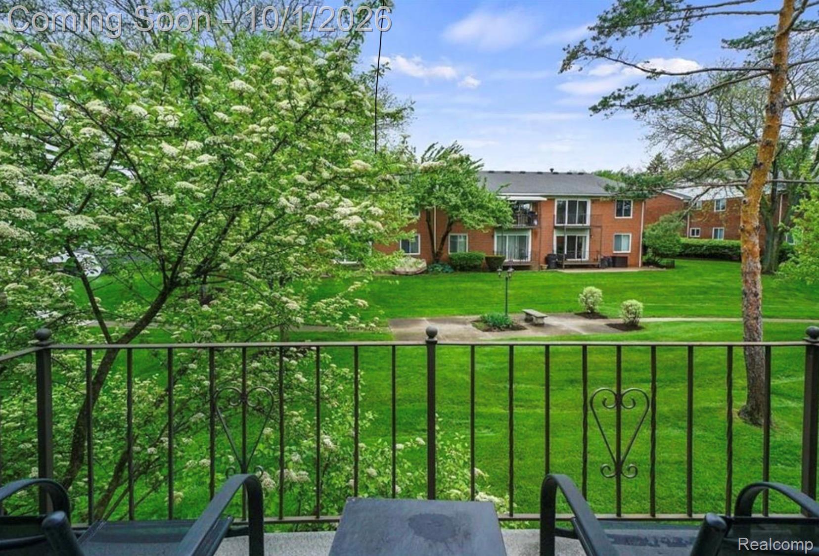 2472 Mulberry Square 22