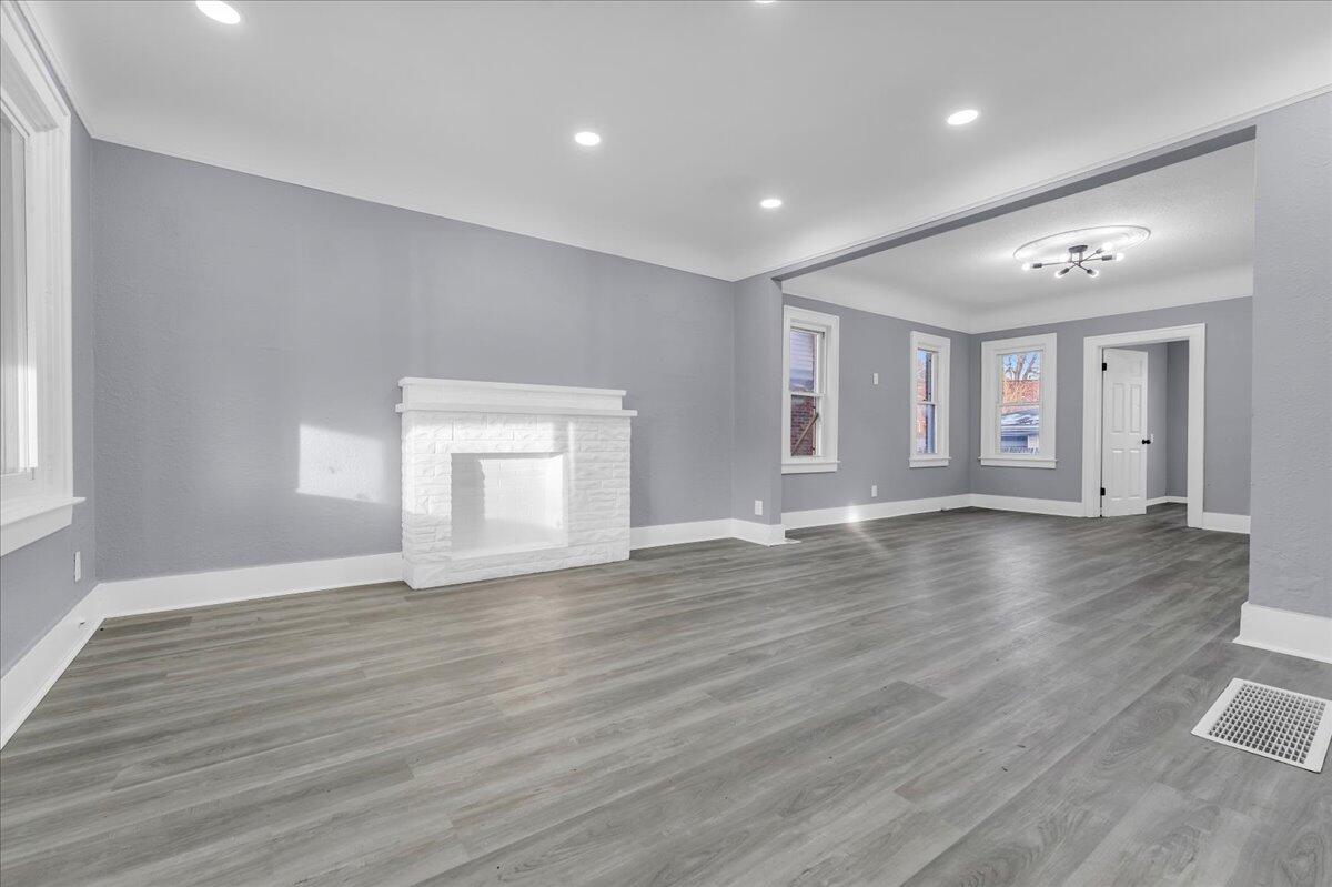 16148 Roselawn Street