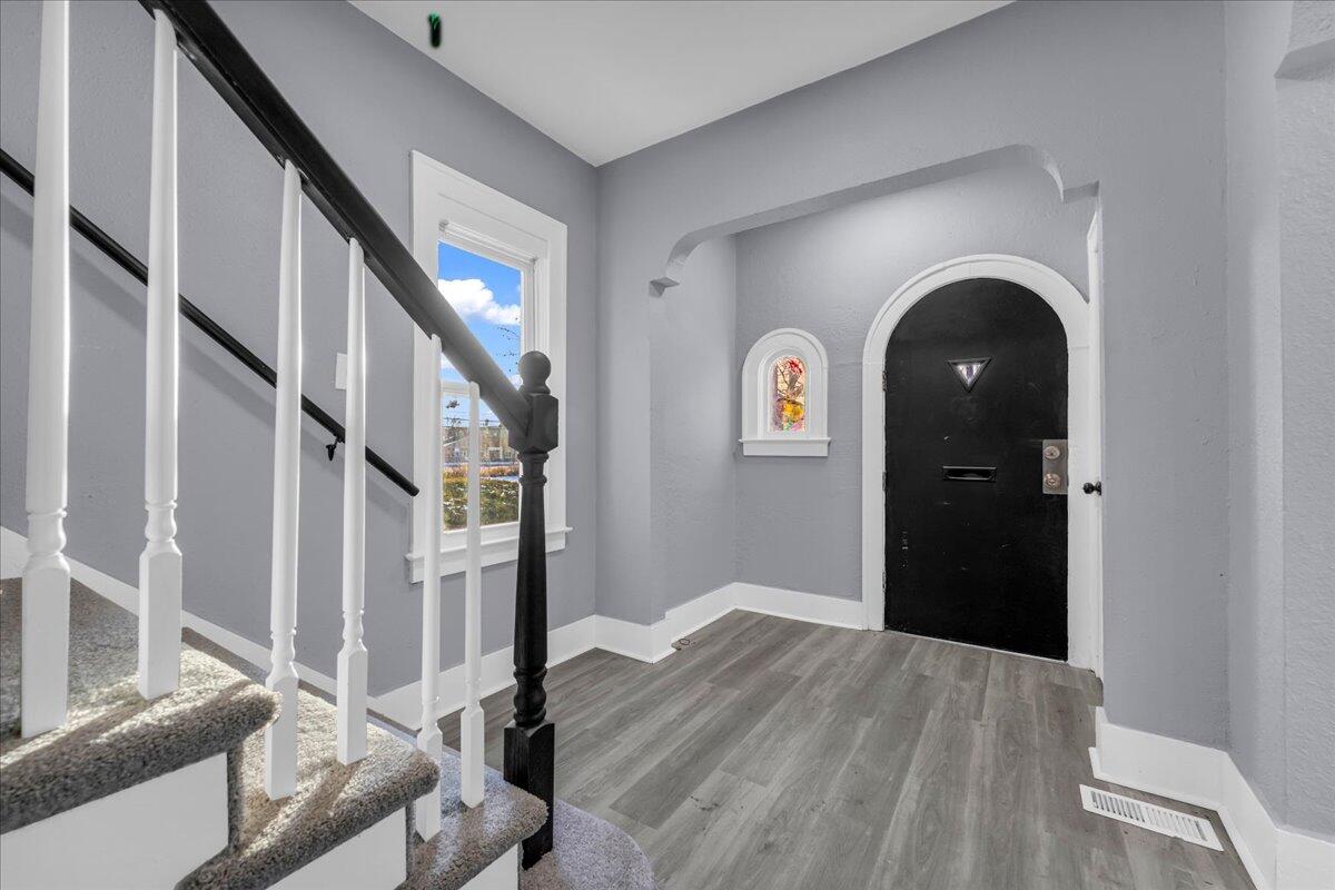 16148 Roselawn Street