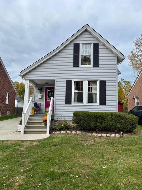 1552 Brys Drive Grosse Pointe Woods City MI 48236