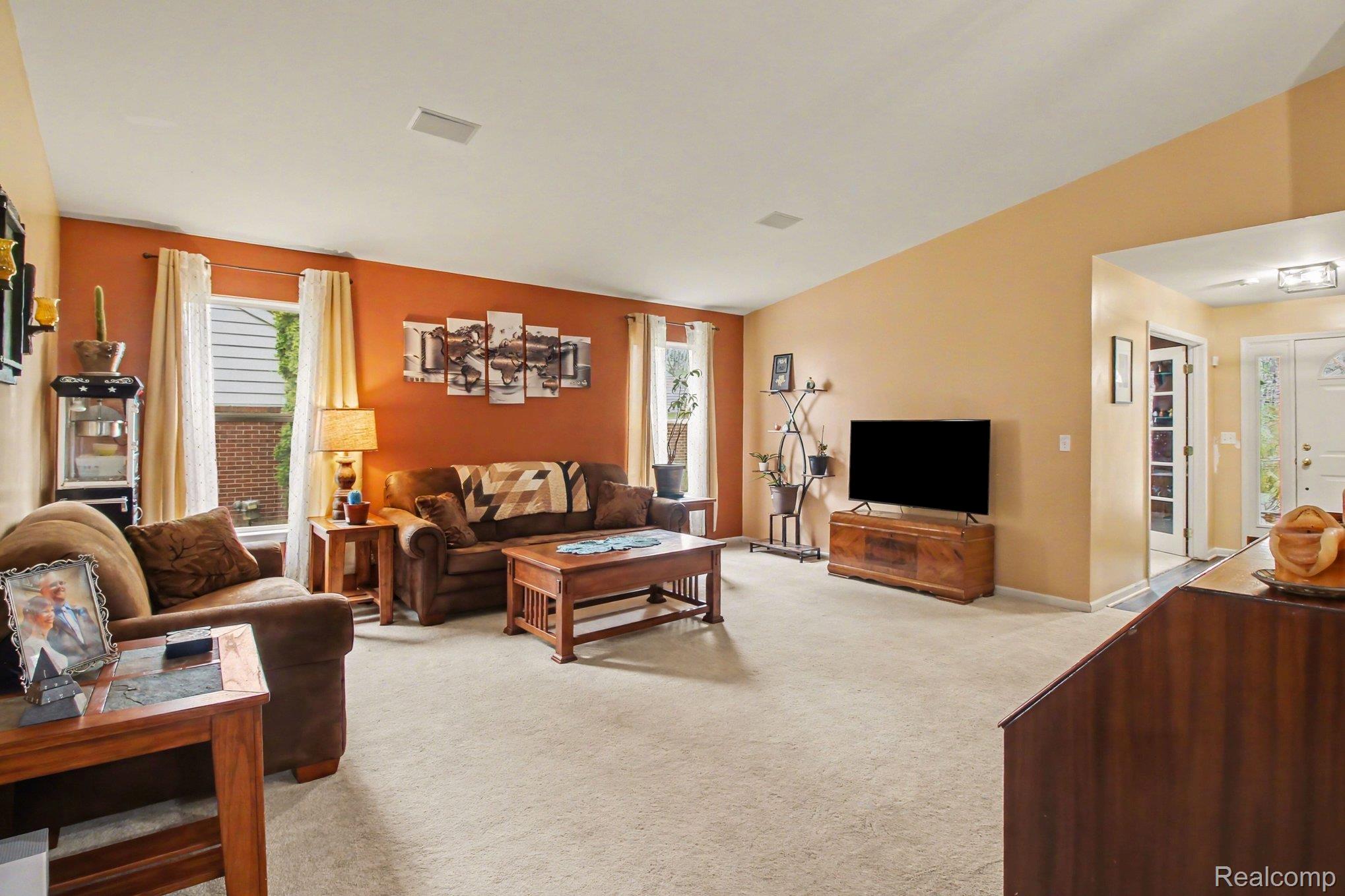 2661 Signature Circle