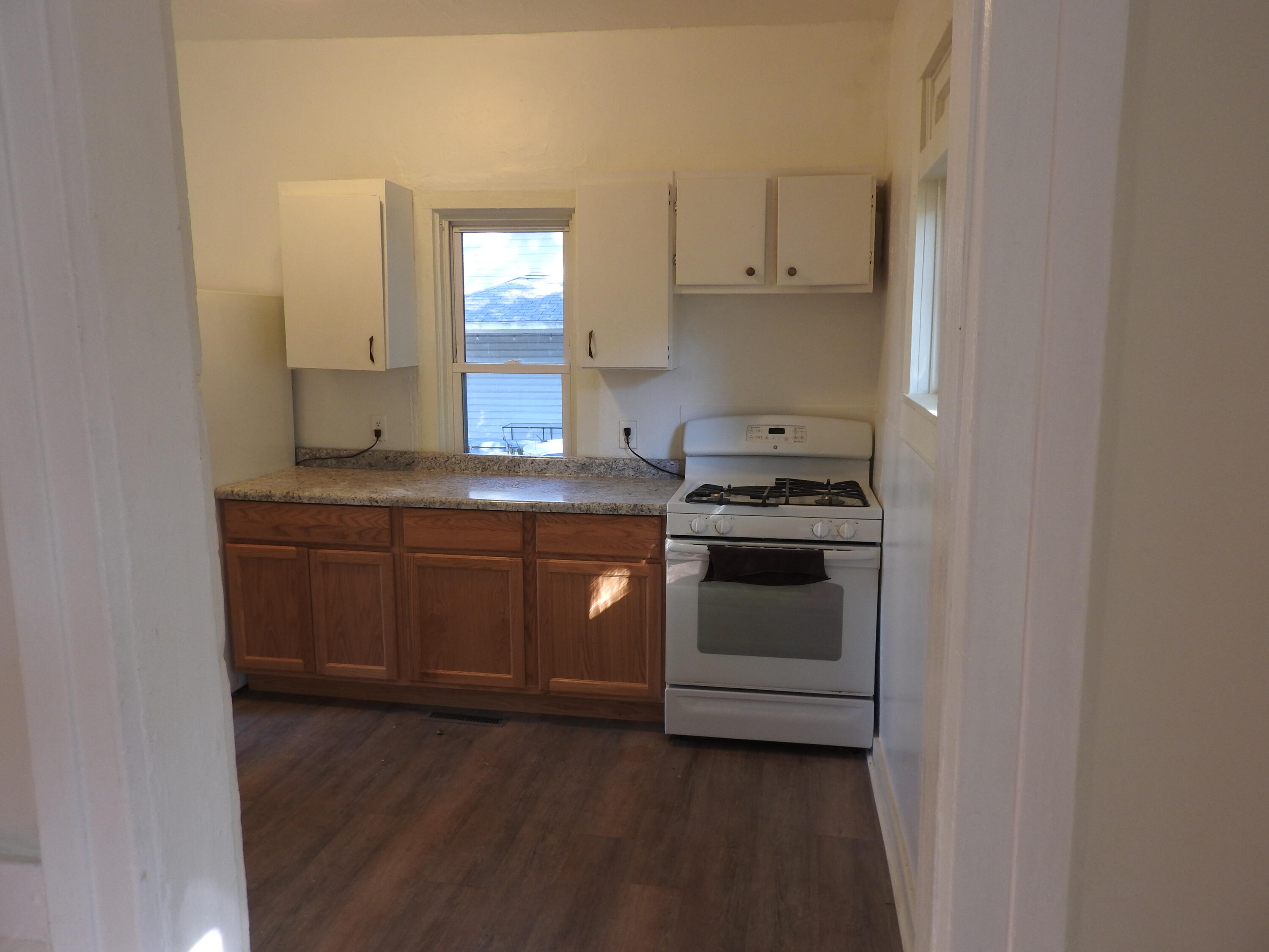 827 West fulton Street W