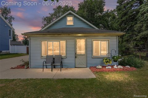 10997 Stark Road Livonia City MI 48150