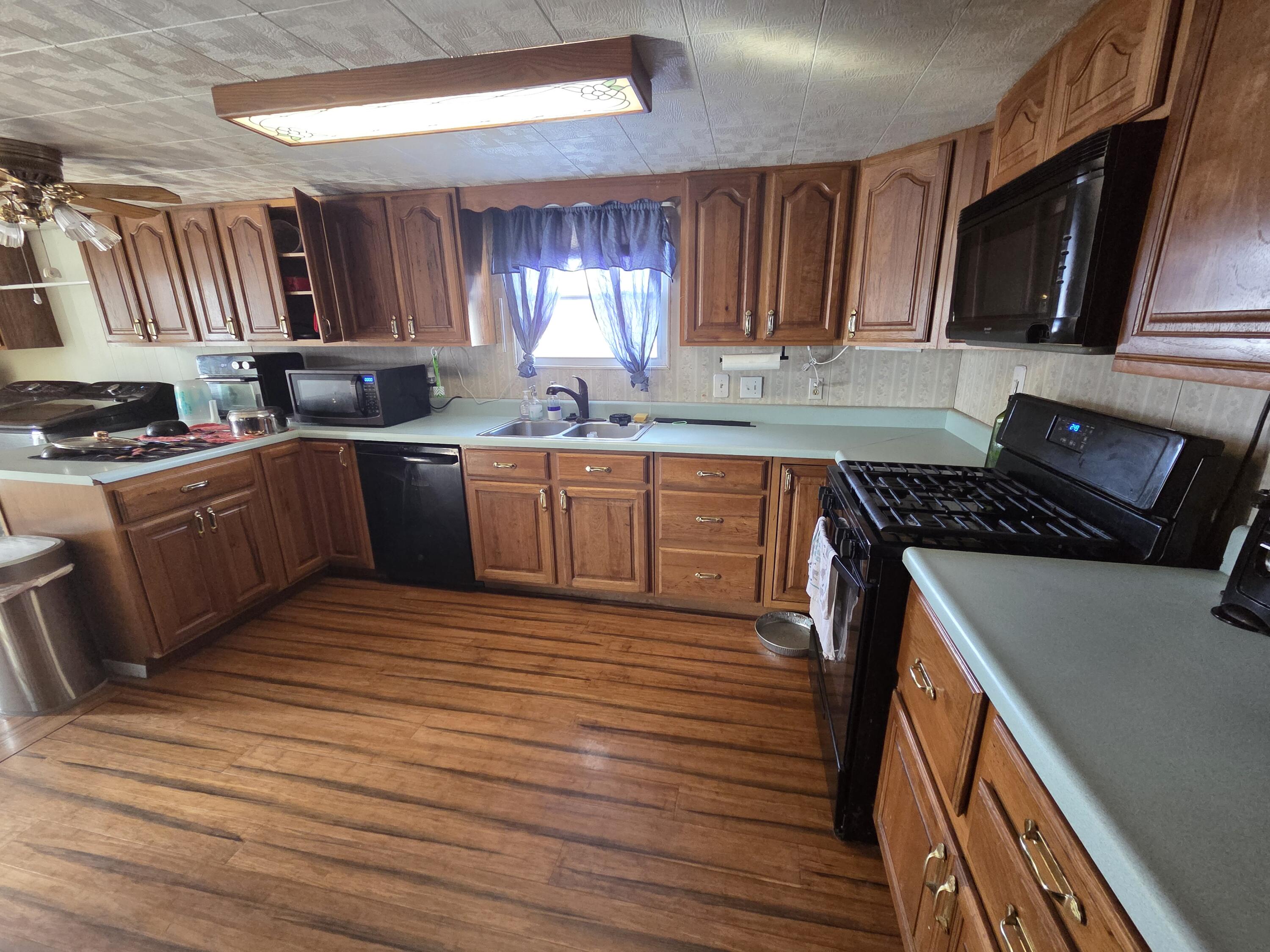 158 W Saint Joe Street