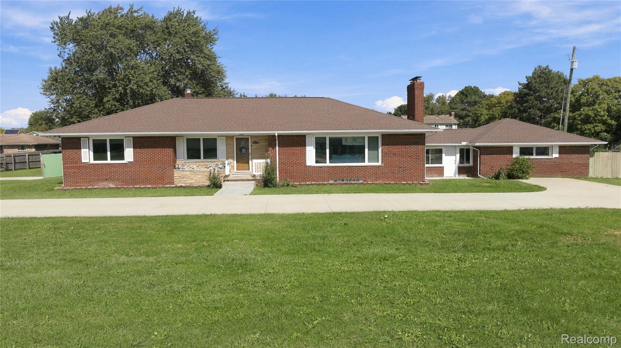 5353 18 Mile Road