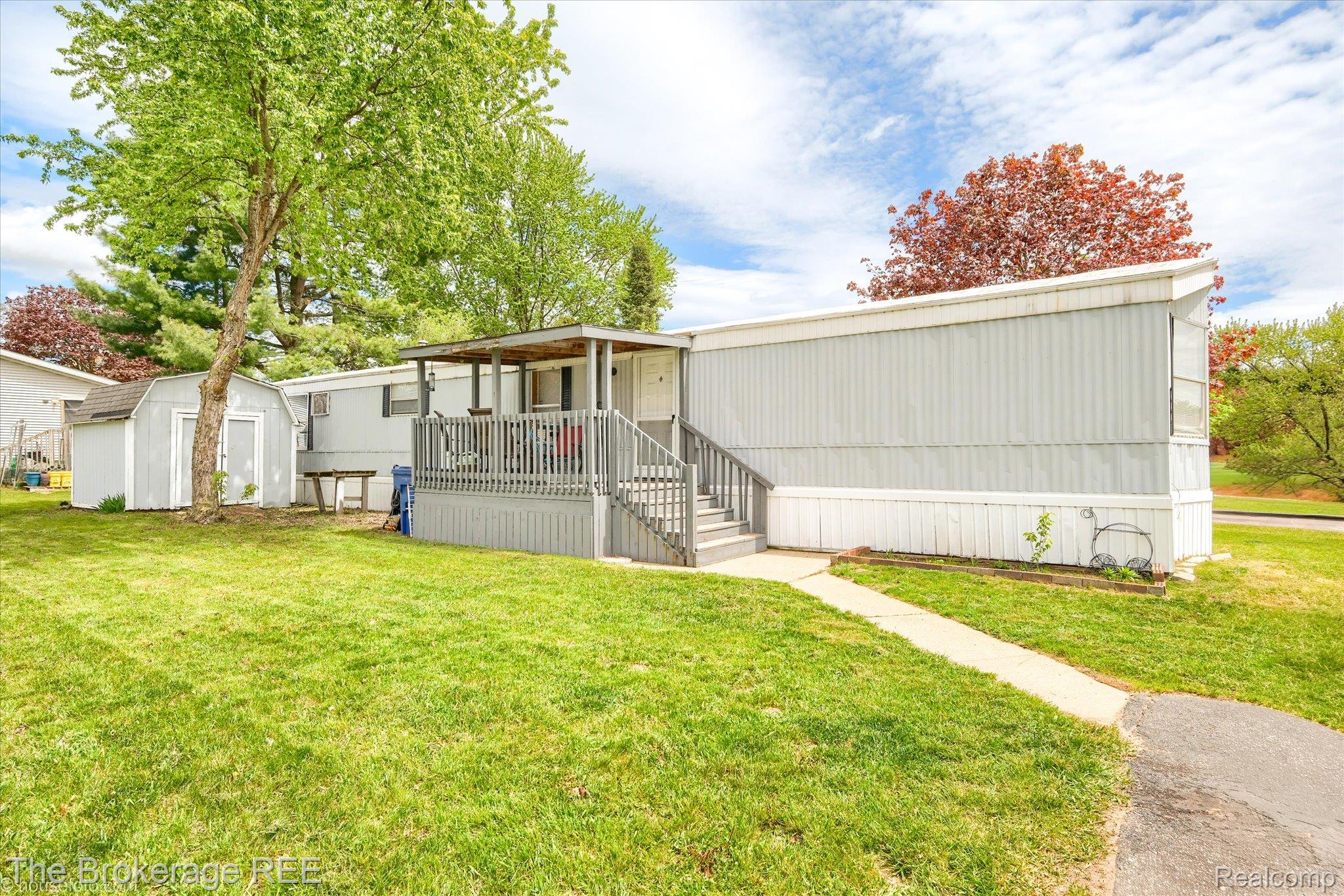 4441 Beechwood