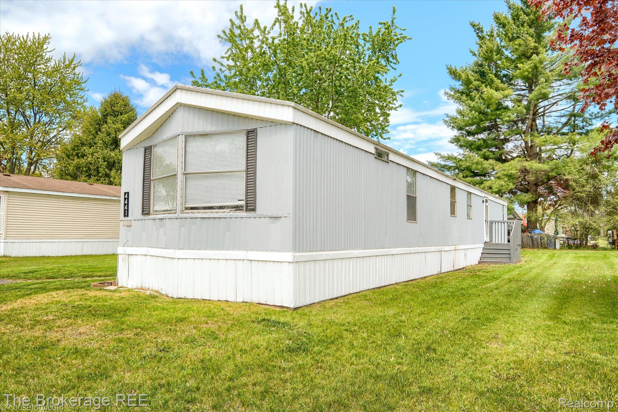 4441 Beechwood