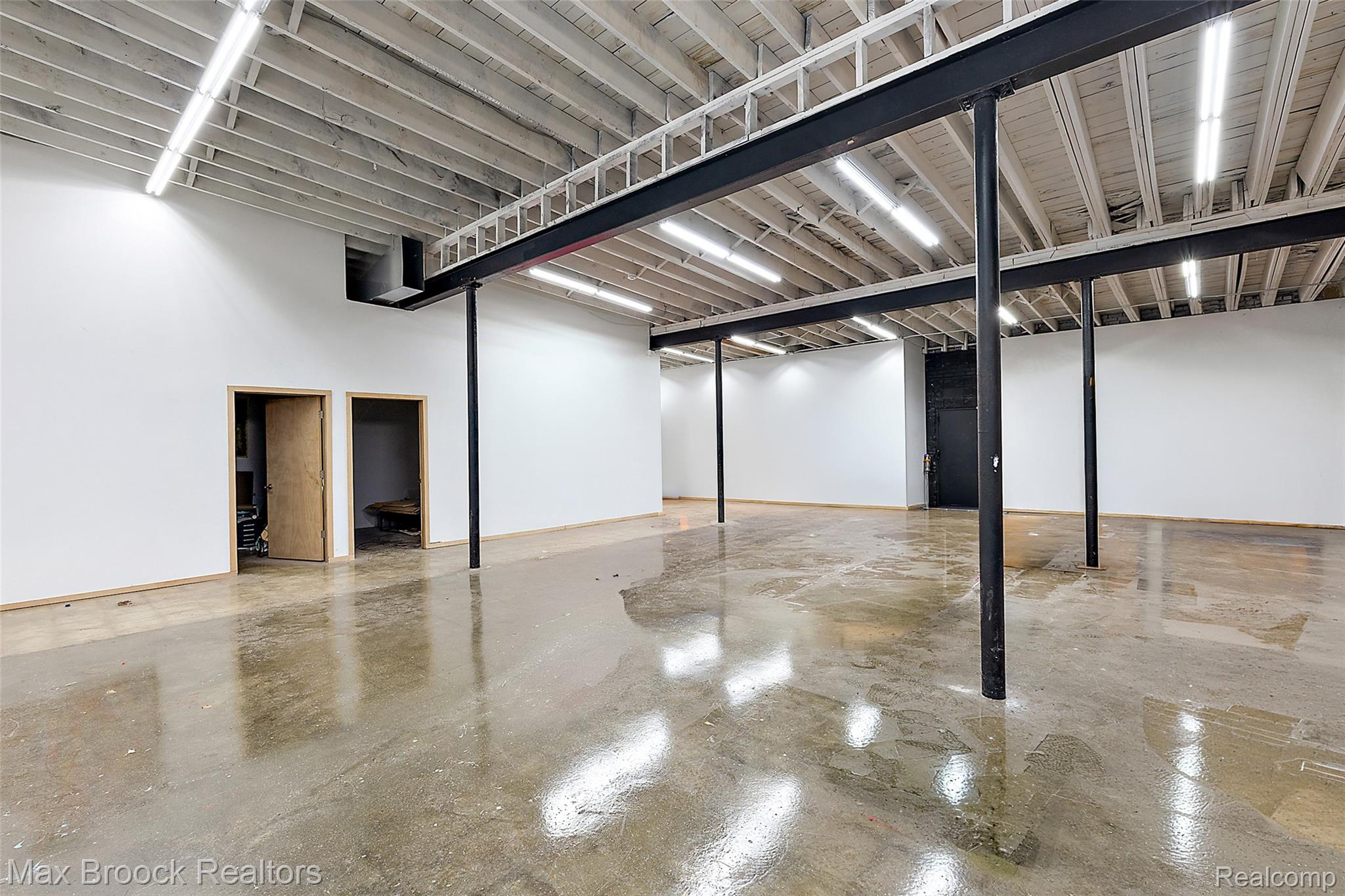 12501 Chalmers Street