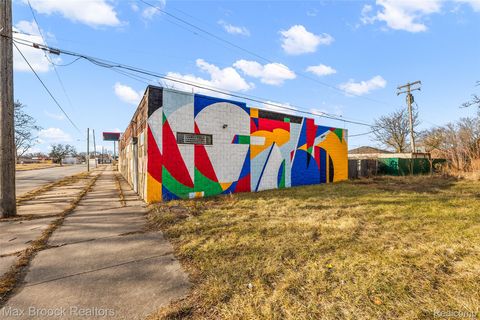 12501 Chalmers Street Detroit City MI 48205