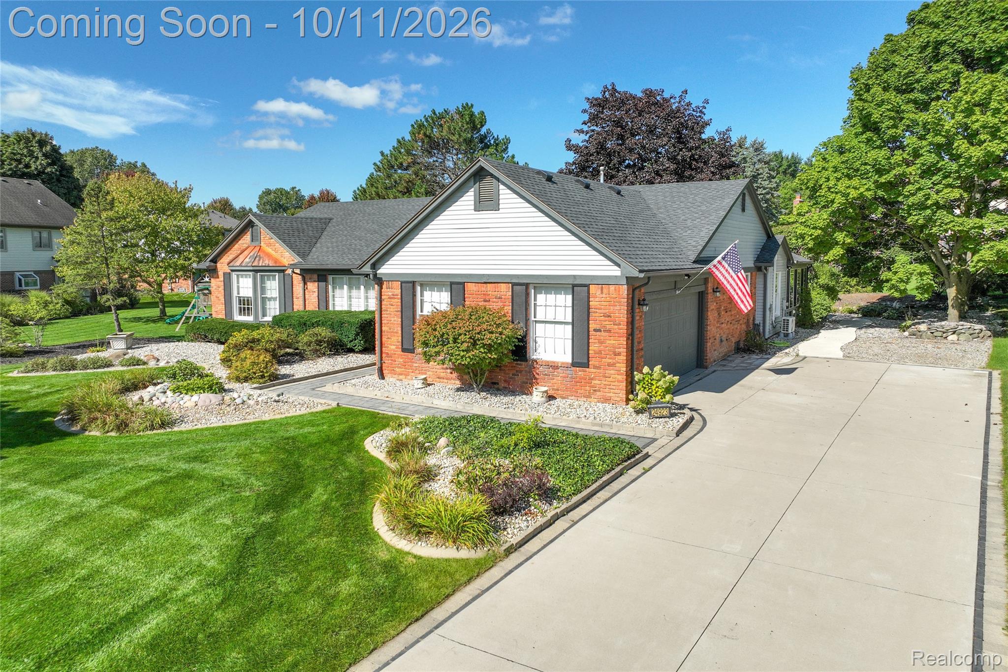 24923 White Plains Drive