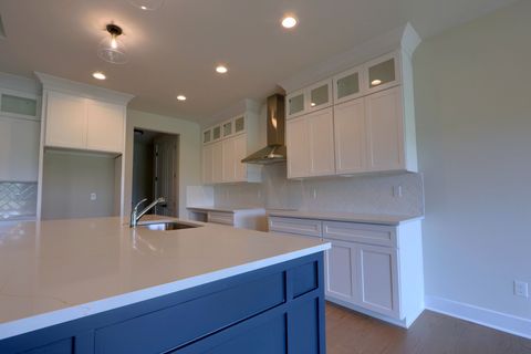 A home in WestBloomfieldCharterTownship_Oakland