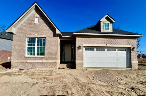 A home in WestBloomfieldCharterTownship_Oakland