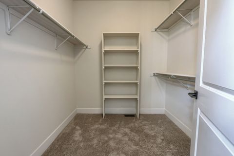 A home in WestBloomfieldCharterTownship_Oakland