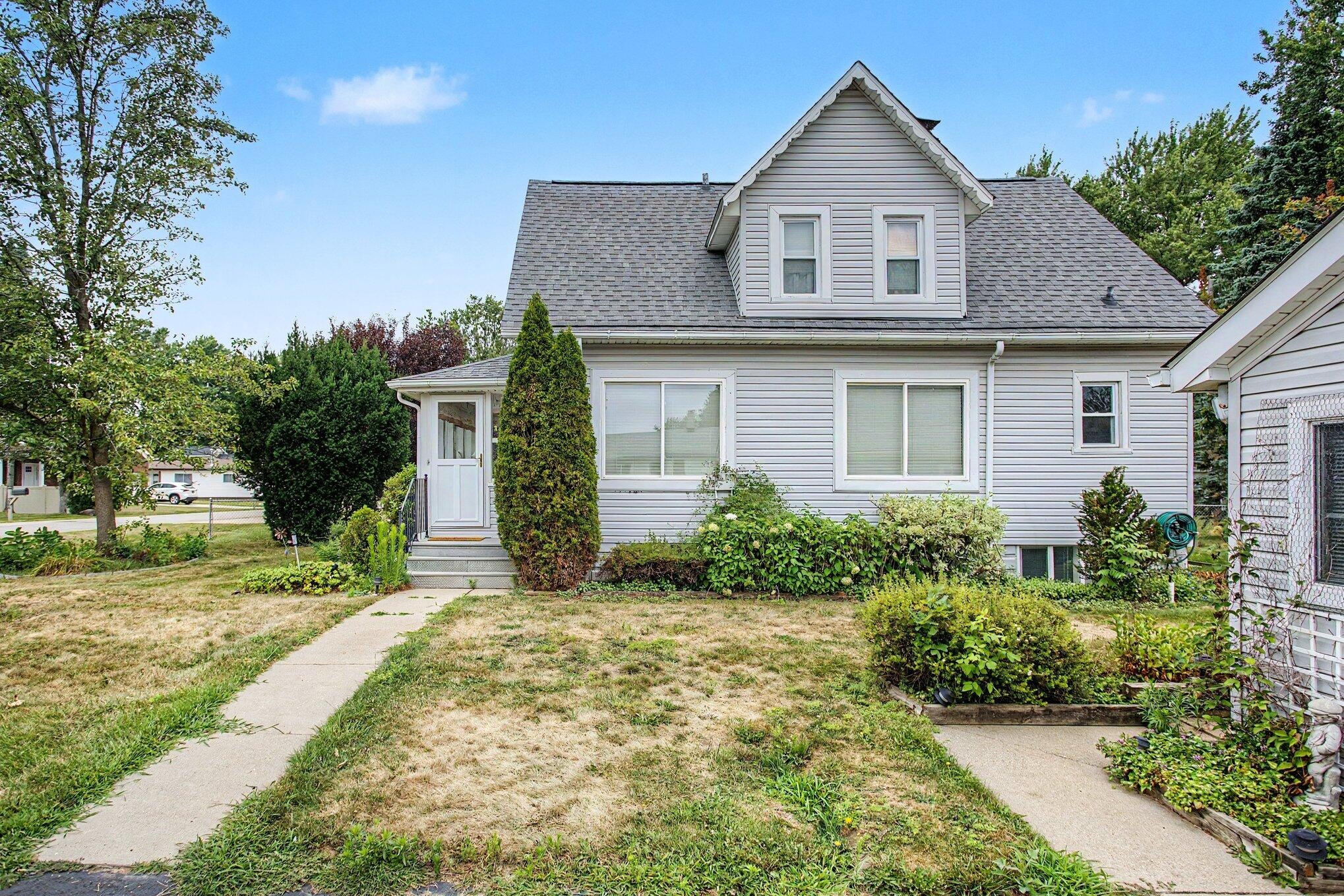 2901 Hartline Drive