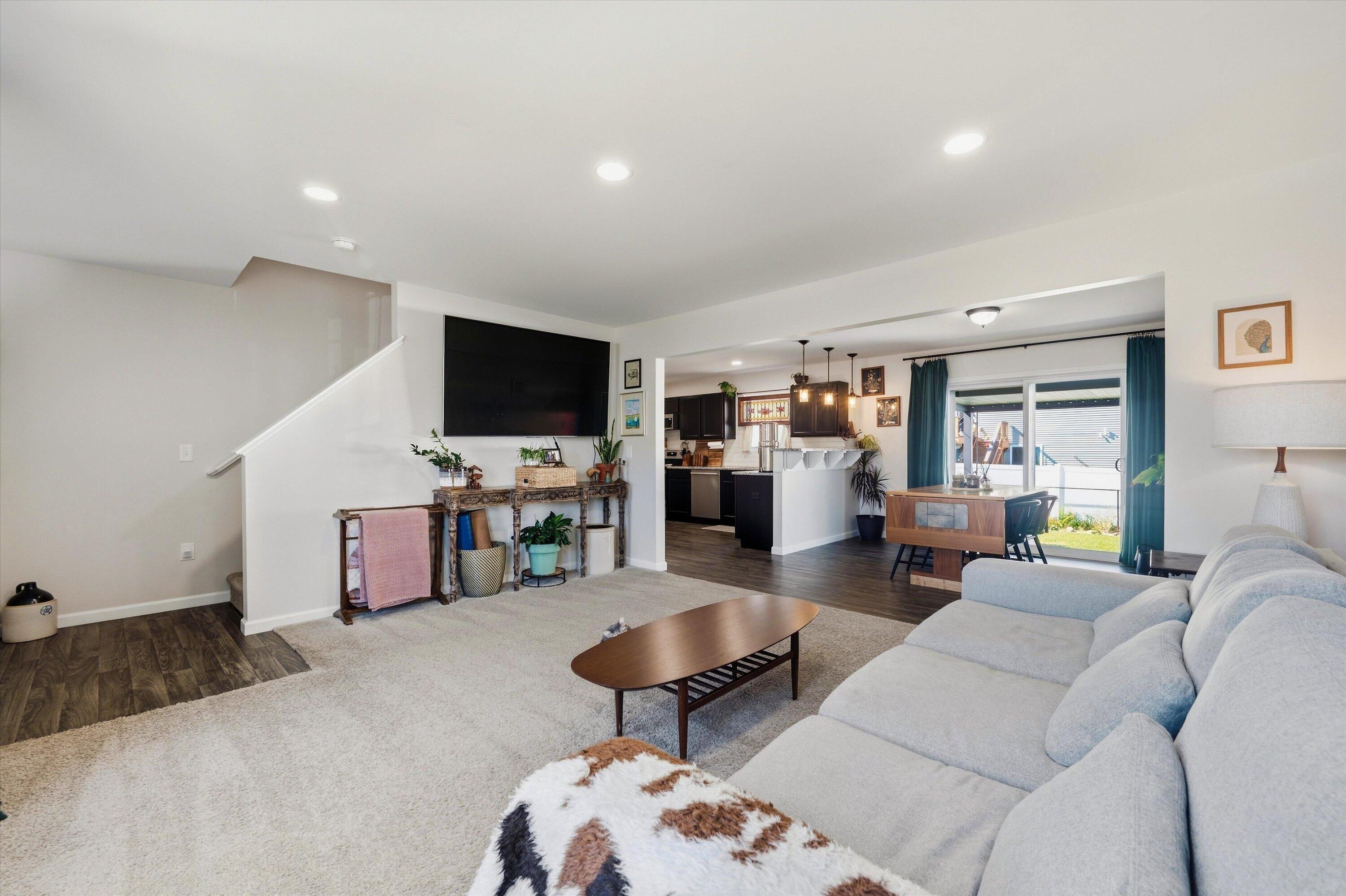 2745 Jordan River Drive