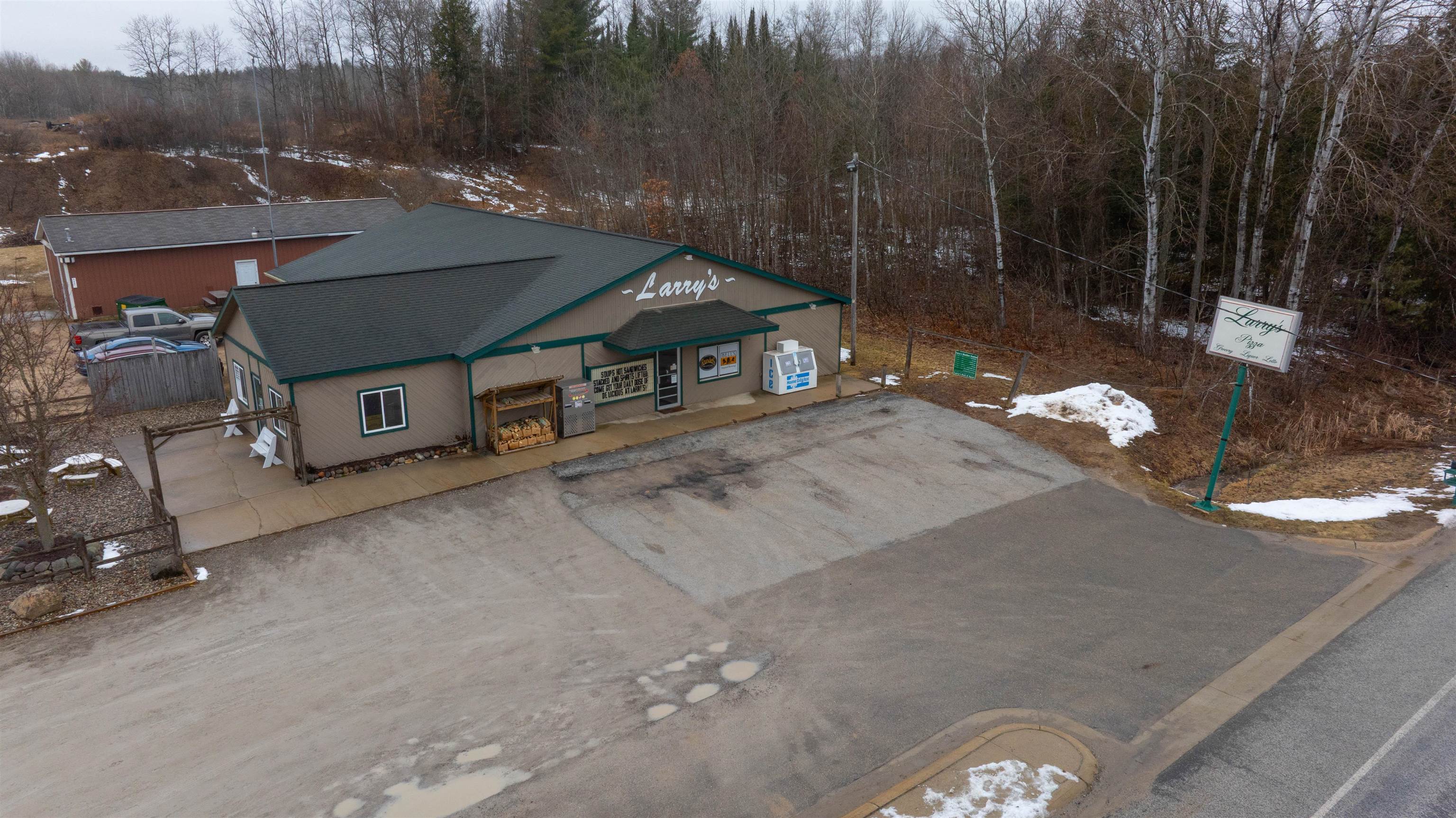 5449 Round Lake Road