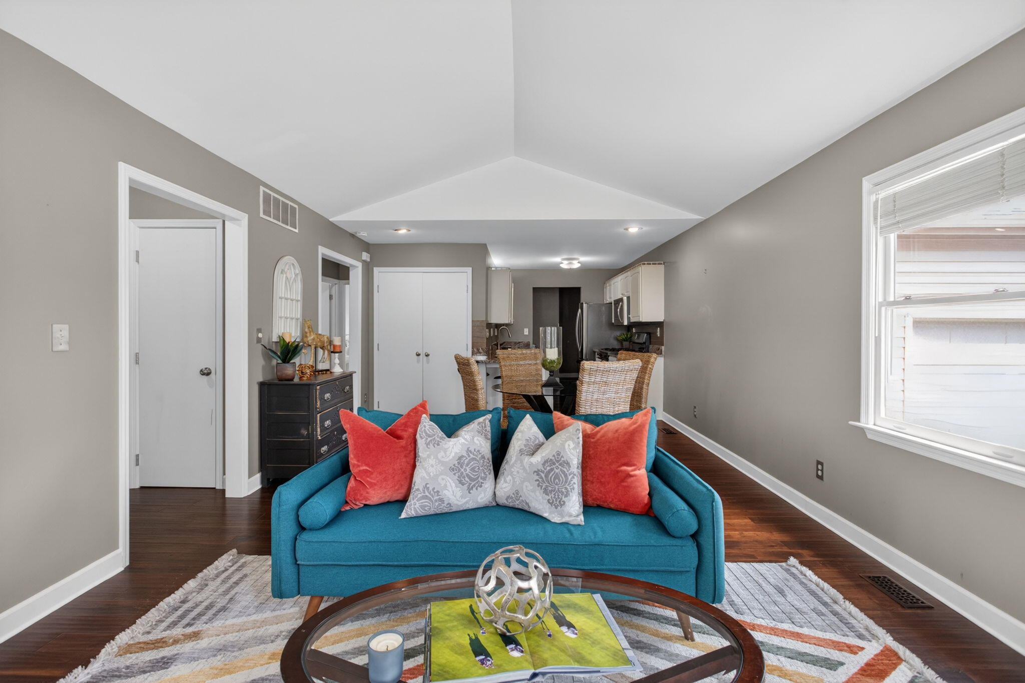 4297 Fairway Lane