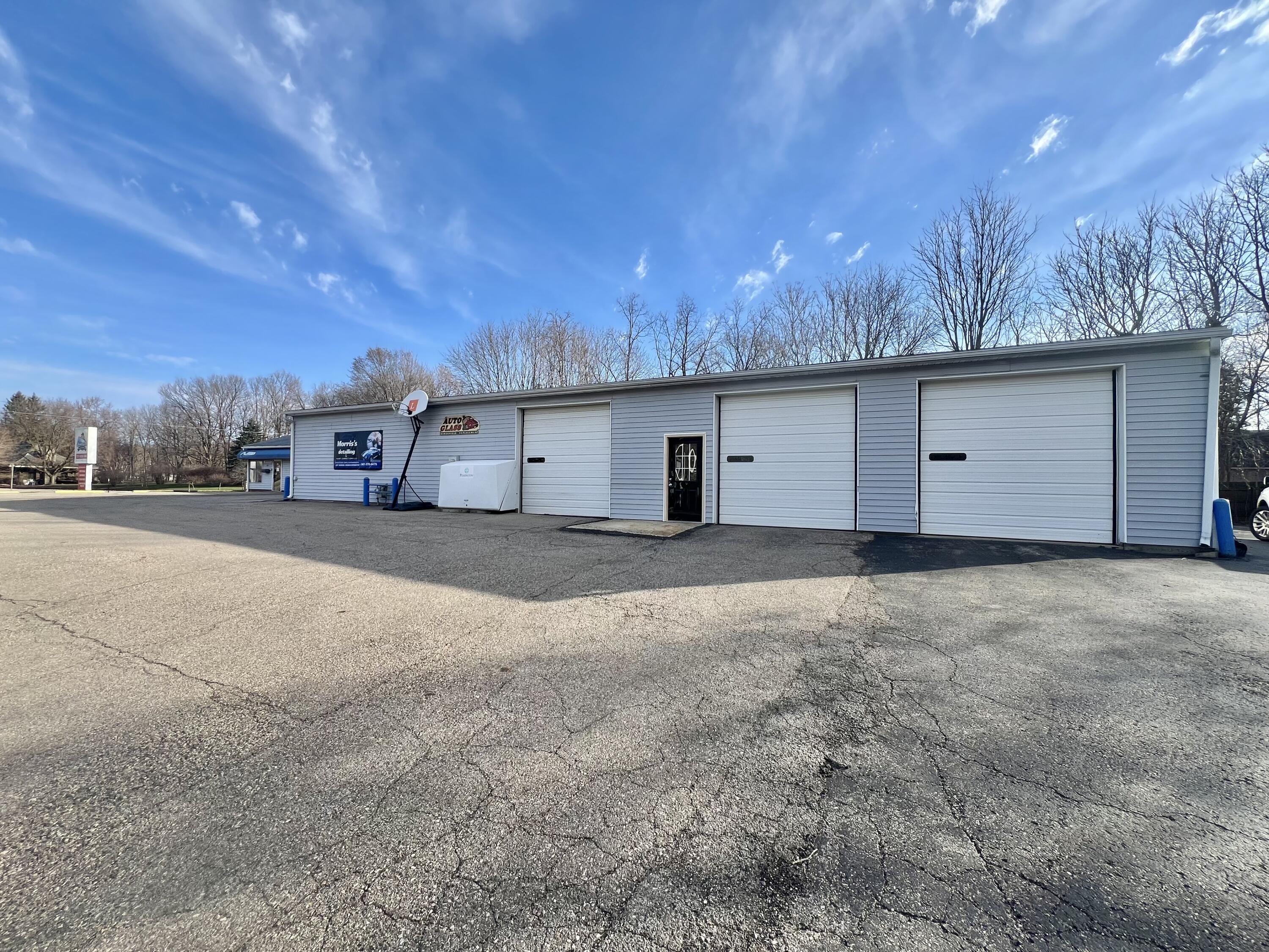 317 W Chicago Street