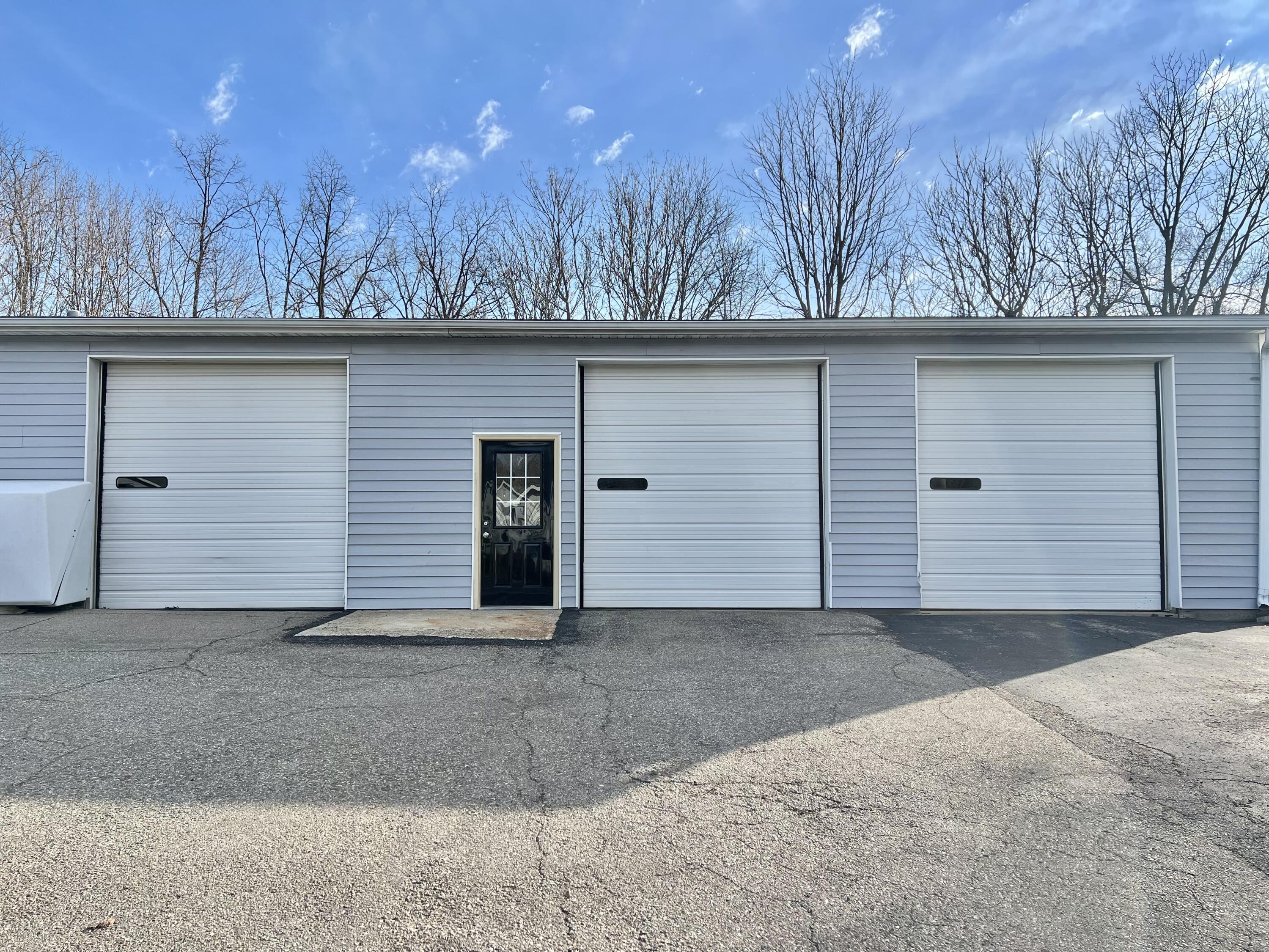 317 W Chicago Street