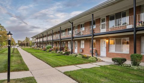 2125 Clawson Avenue 107 Royal Oak City MI 48073