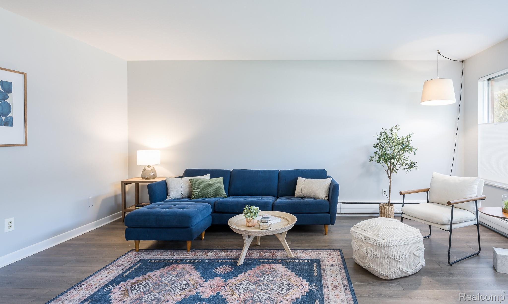 2125 Clawson Avenue 107