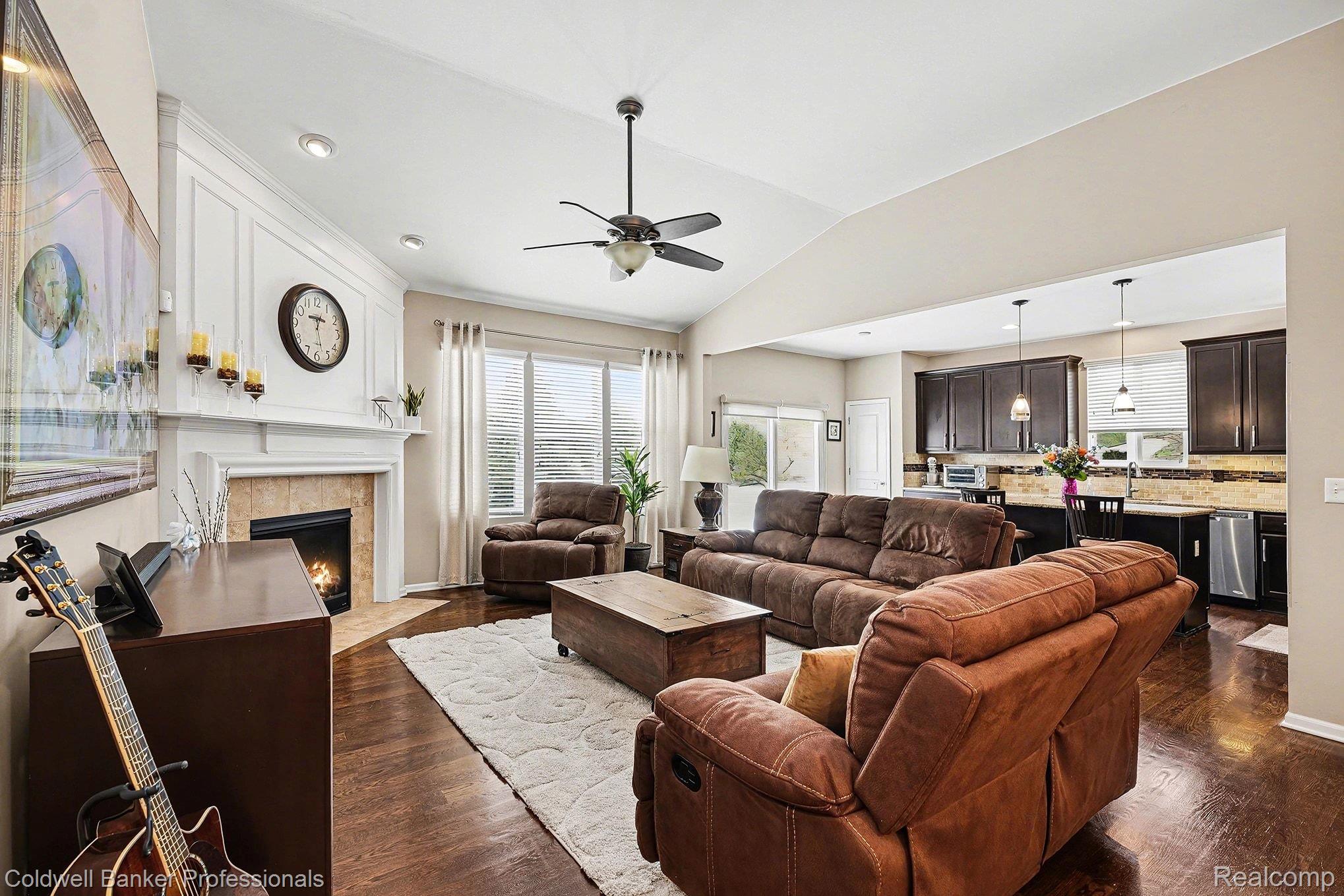 49579 Lakewood Street