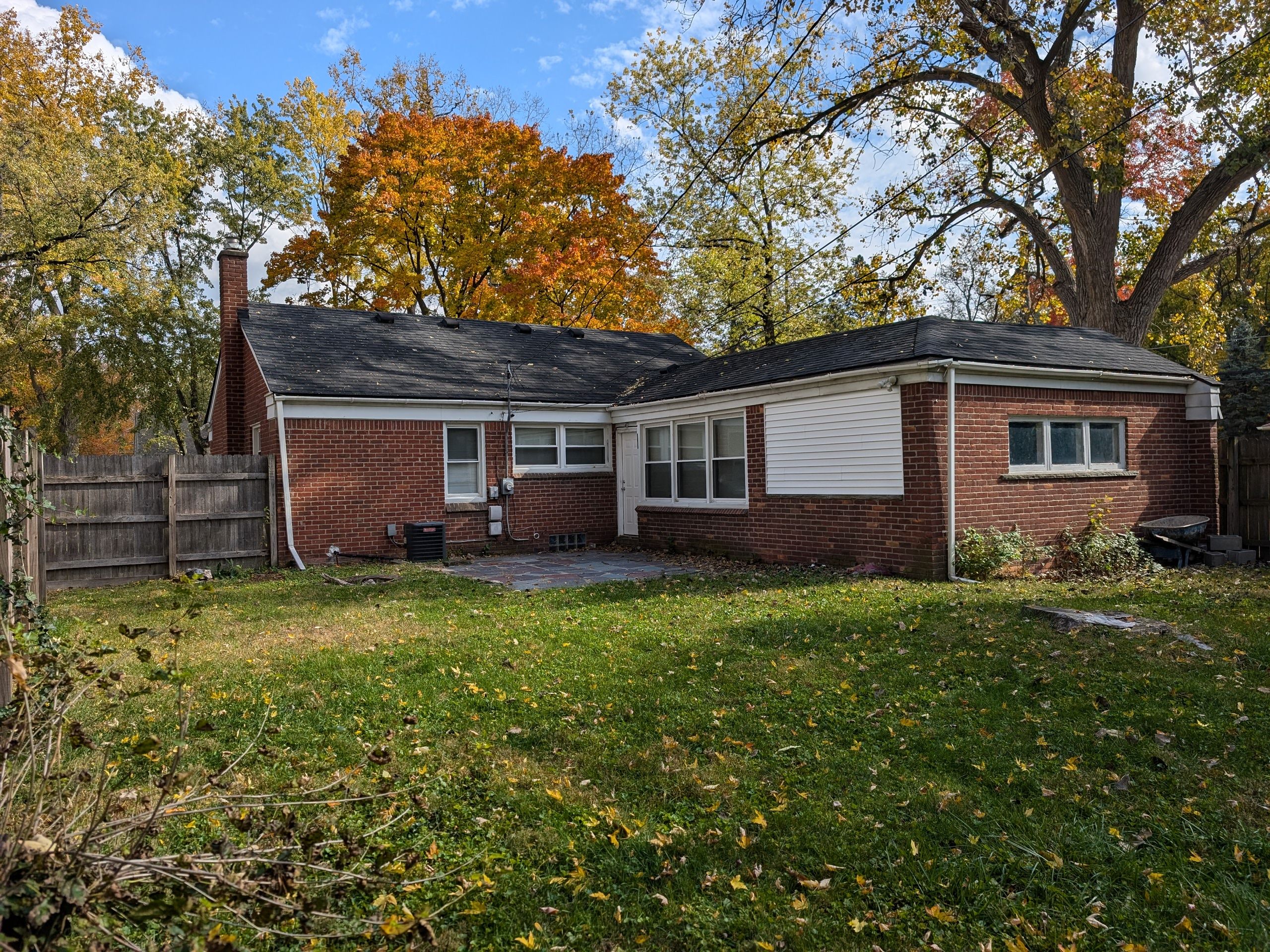 20407 LENNANE