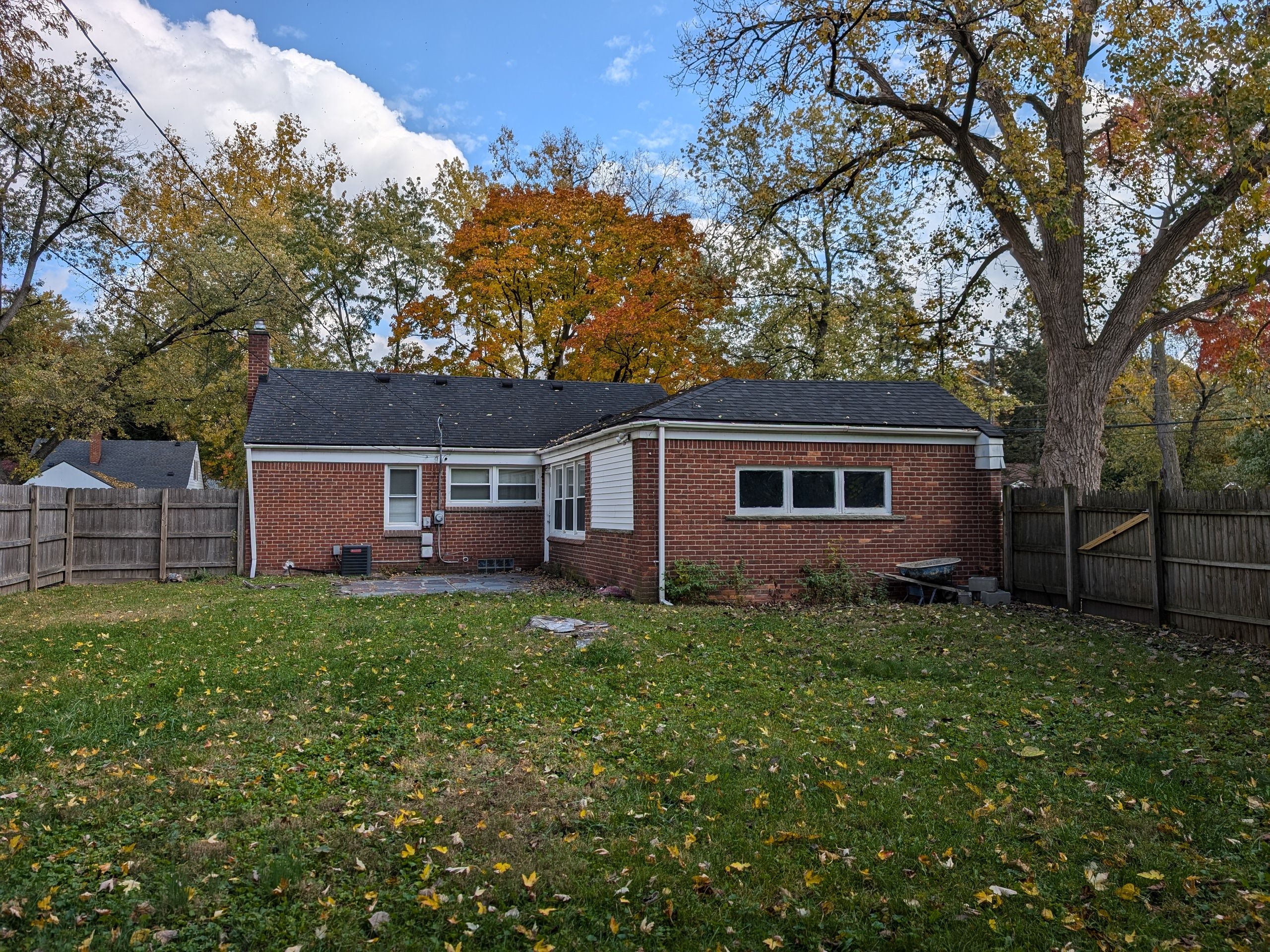 20407 LENNANE