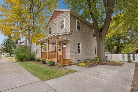 Tiny photo for 430 Carrier Street NE, Grand Rapids City, MI 49505 (MLS # 65026001847)