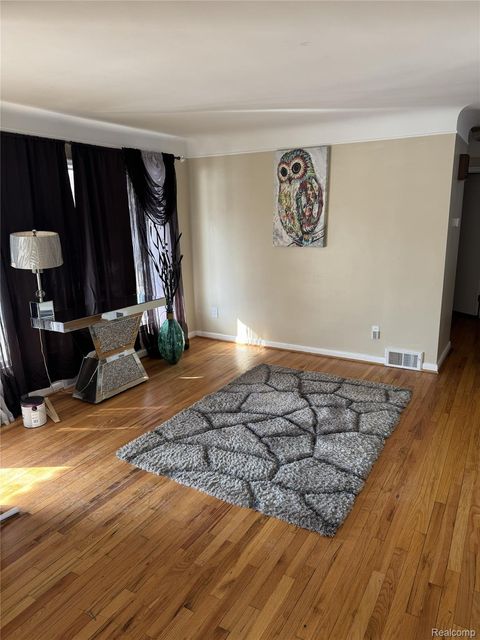 32974 Sheridan Street Garden City City MI 48135