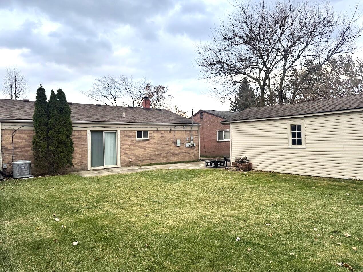 8315 Flamingo Street