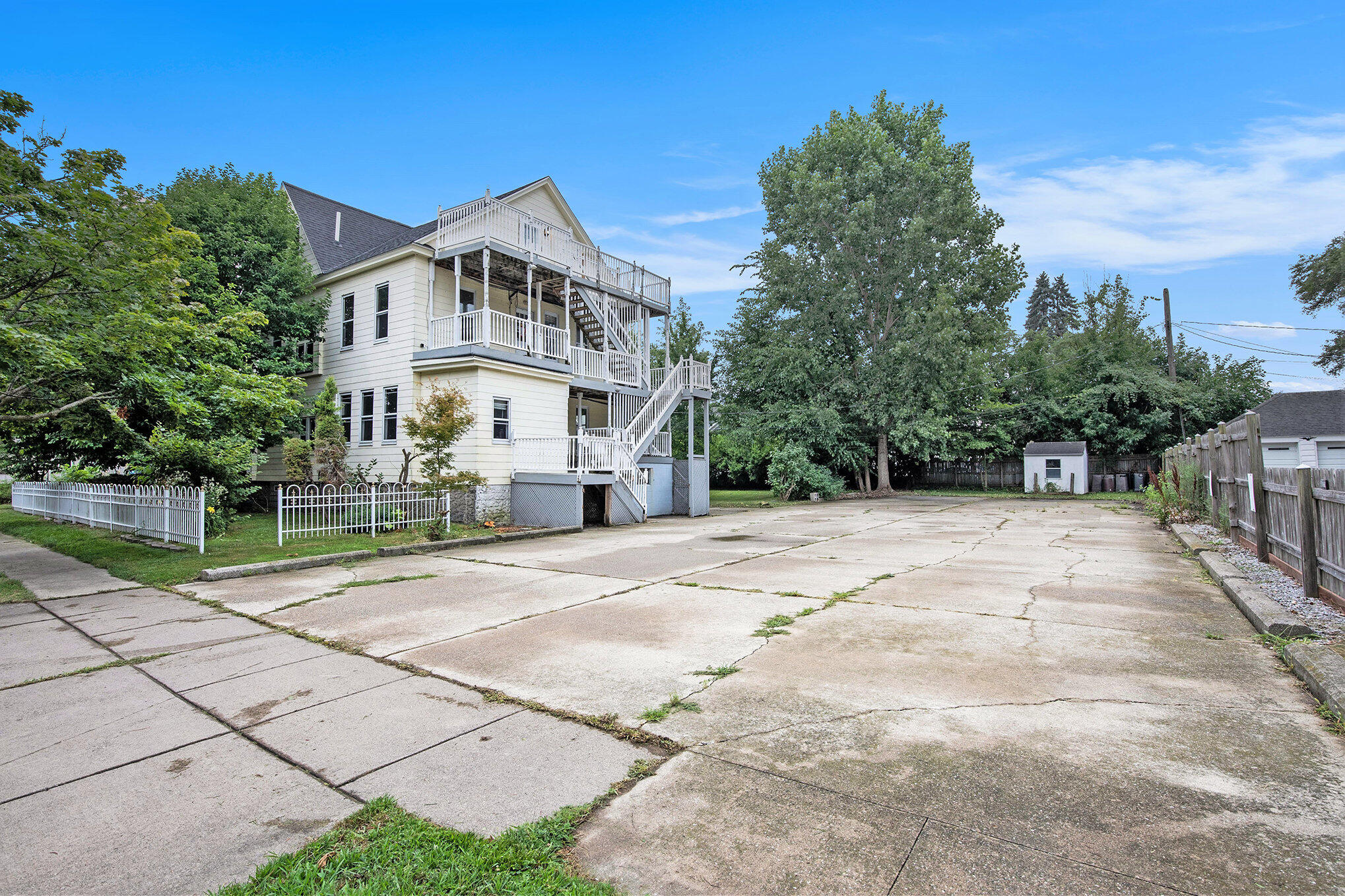 3803 Military Street