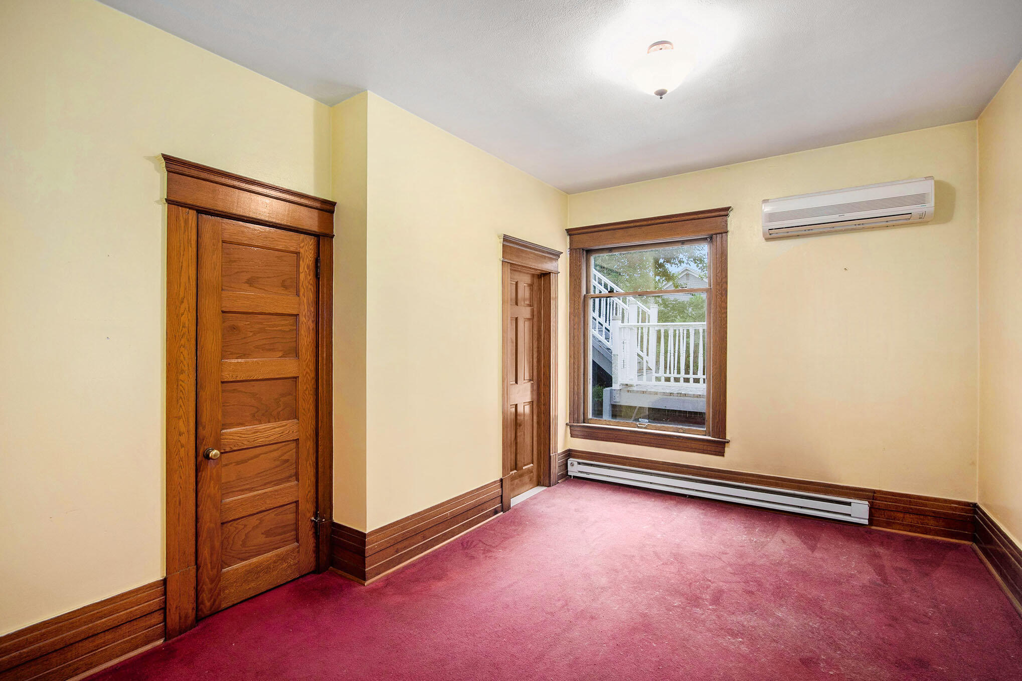 Port Huron City, Michigan 48060, United States, 5 Bedrooms Bedrooms, ,Residential,Contingent,183432